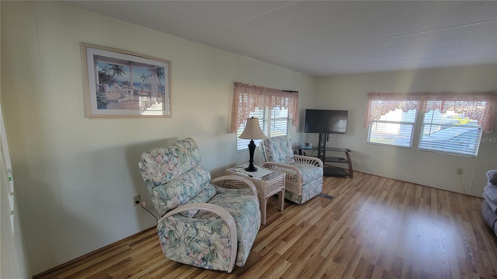 LAZY LAGOON MOB HME PARK COOP - Residential