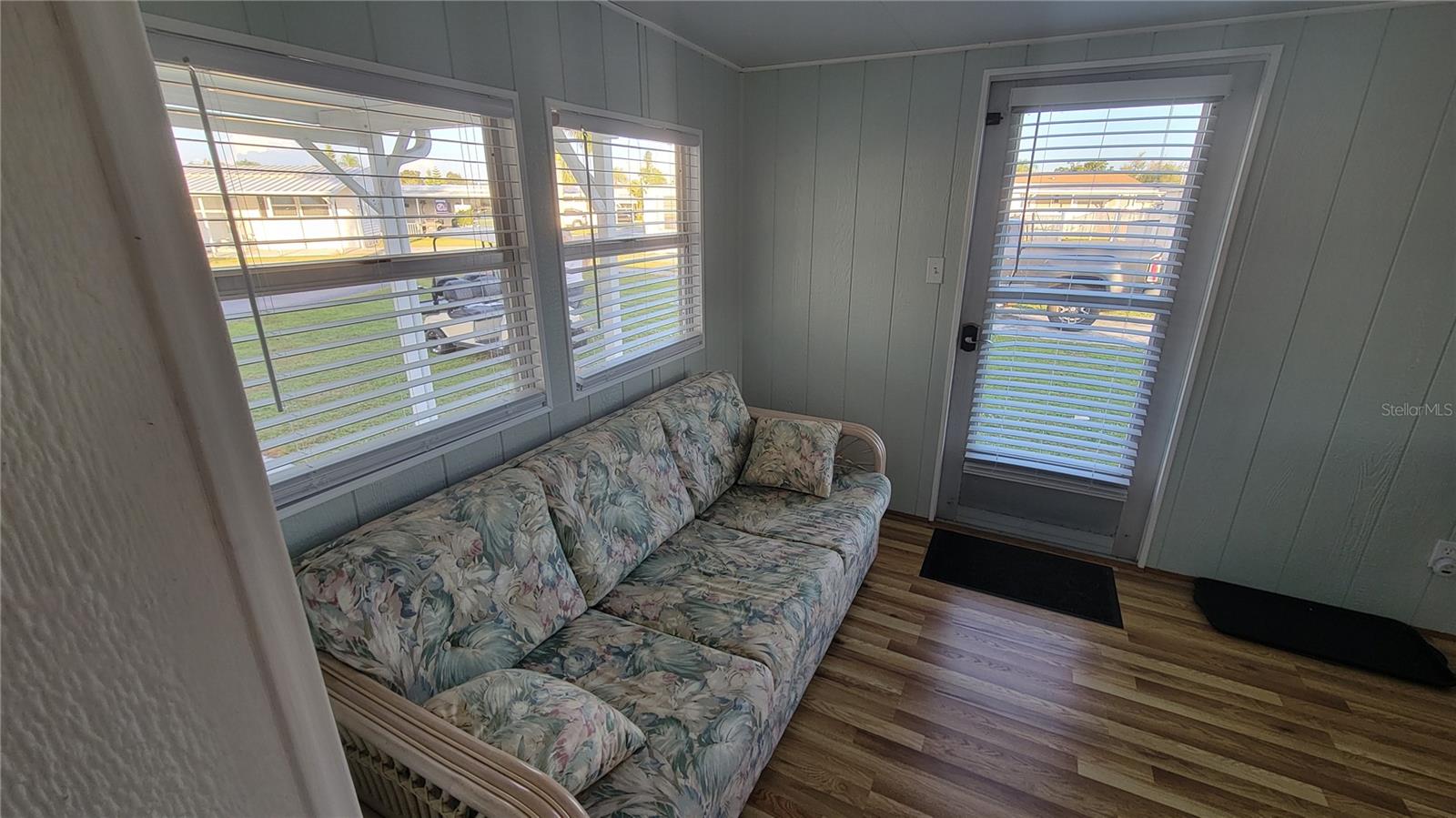 LAZY LAGOON MOB HME PARK COOP - Residential