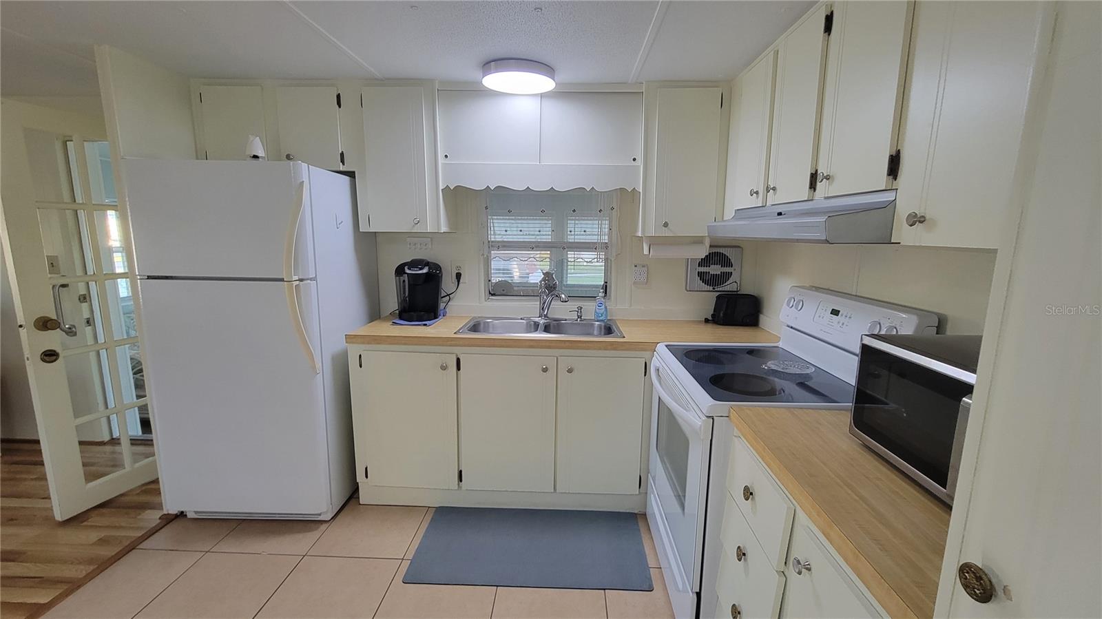 LAZY LAGOON MOB HME PARK COOP - Residential