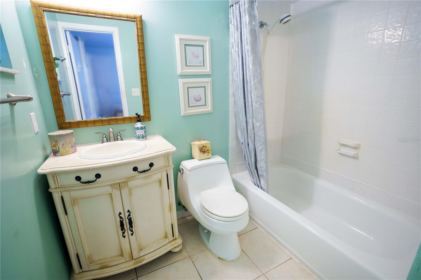 BERMUDA ESTATES UNIT 1 - Residential