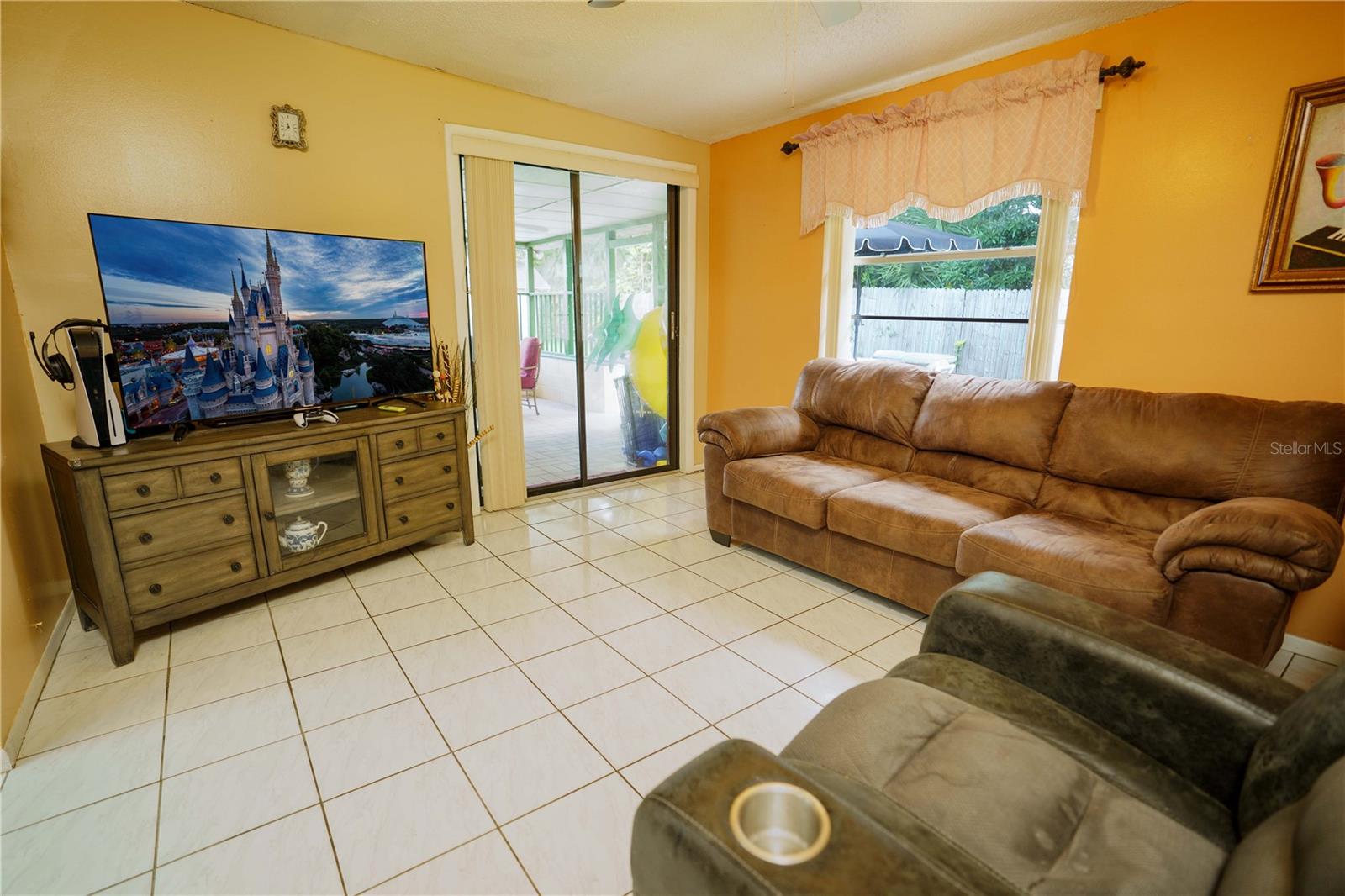 BERMUDA ESTATES UNIT 1 - Residential