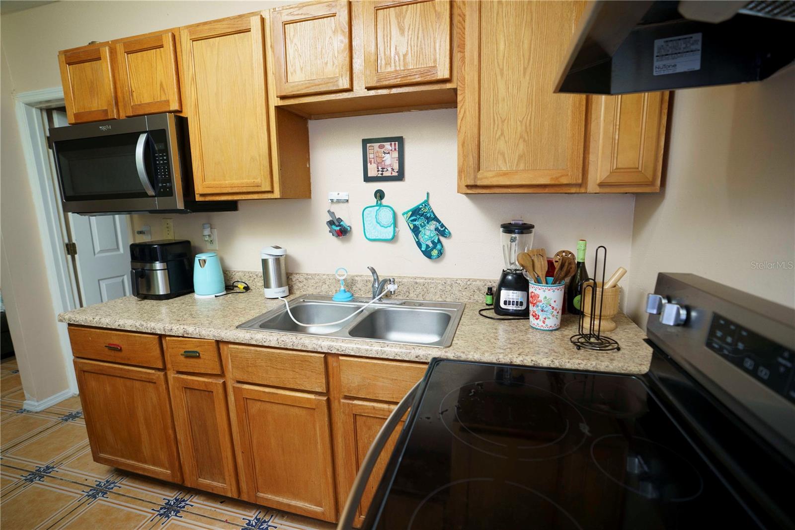 BERMUDA ESTATES UNIT 1 - Residential