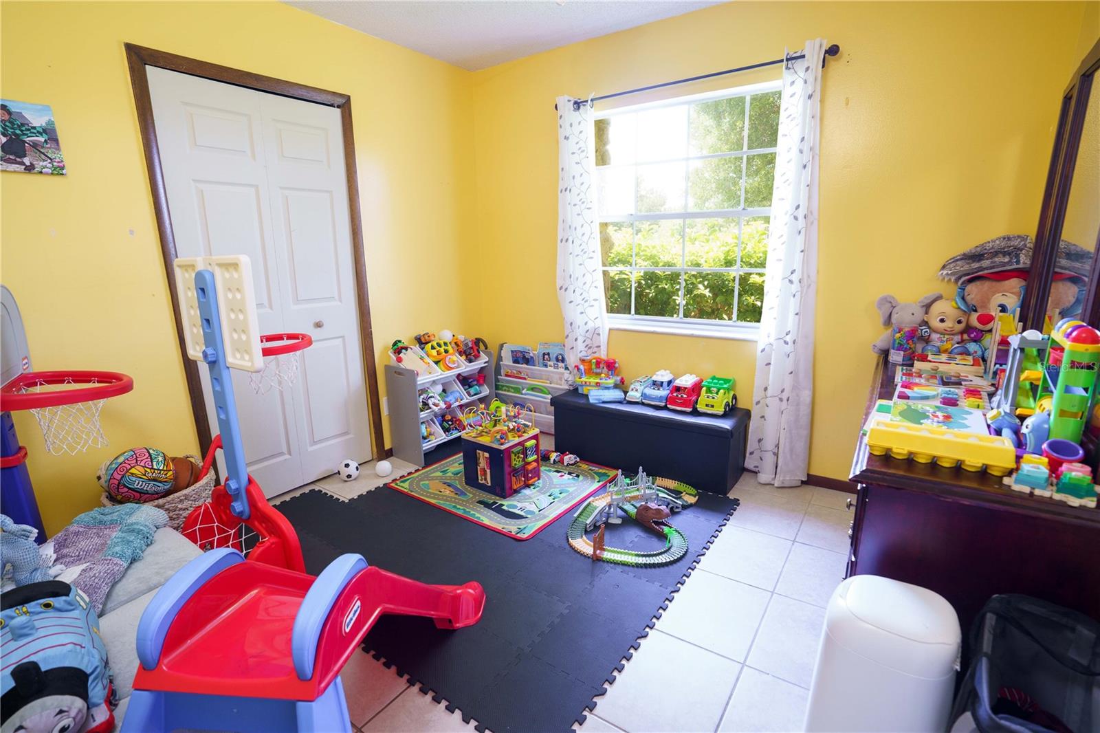 BERMUDA ESTATES UNIT 1 - Residential