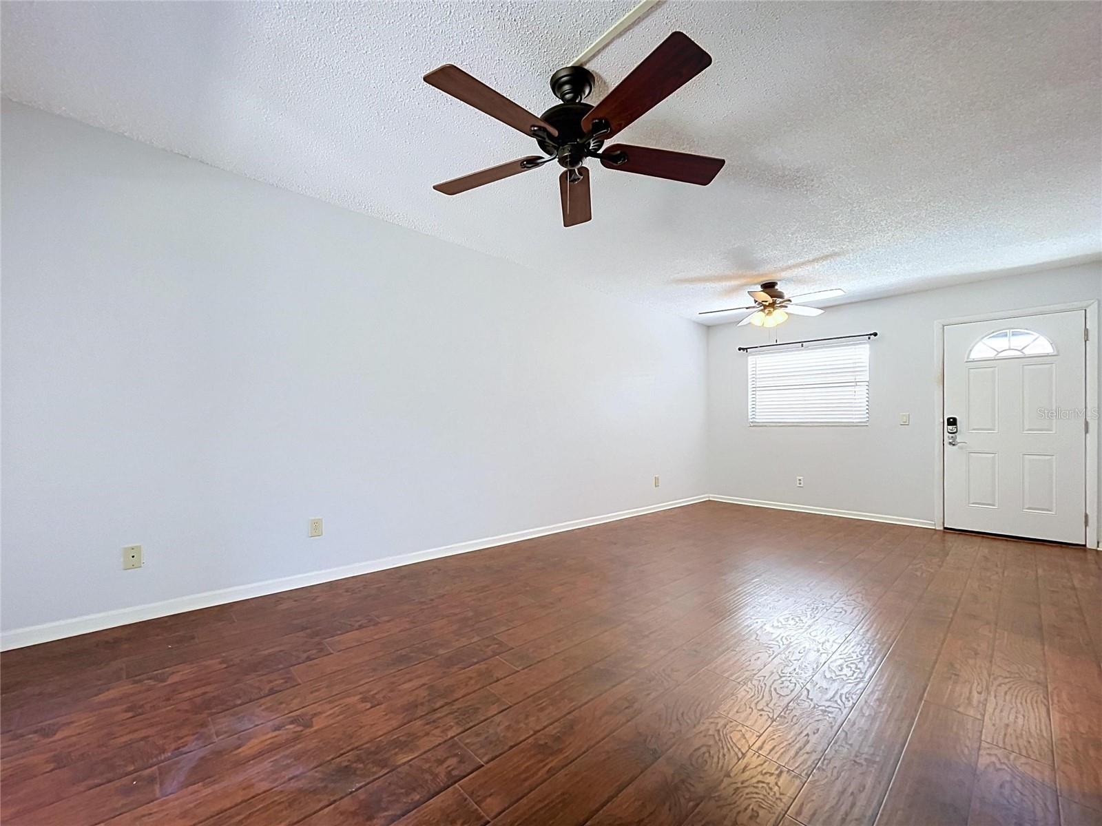 2750 E BAY DRIVE 5E