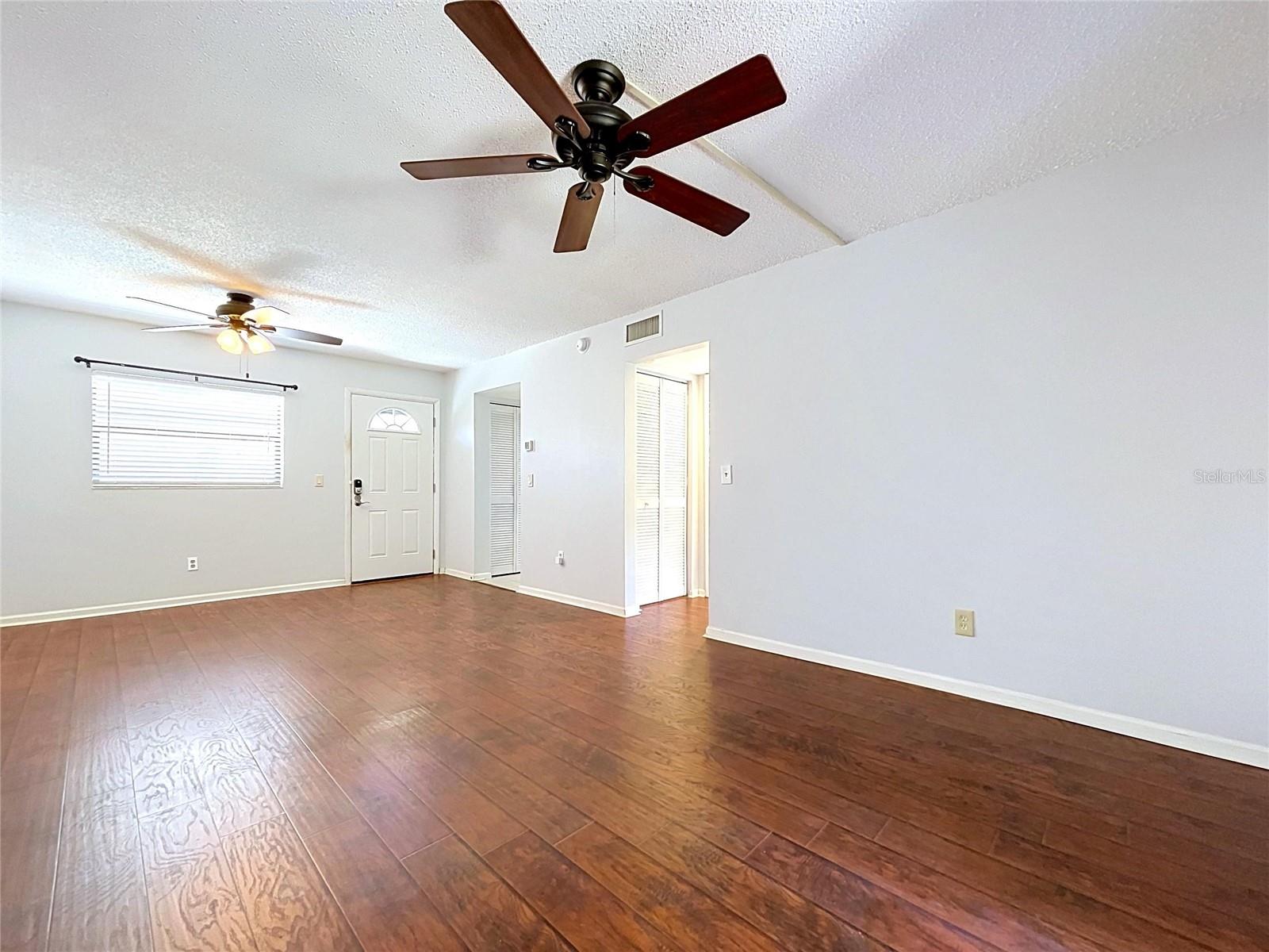 2750 E BAY DRIVE 5E