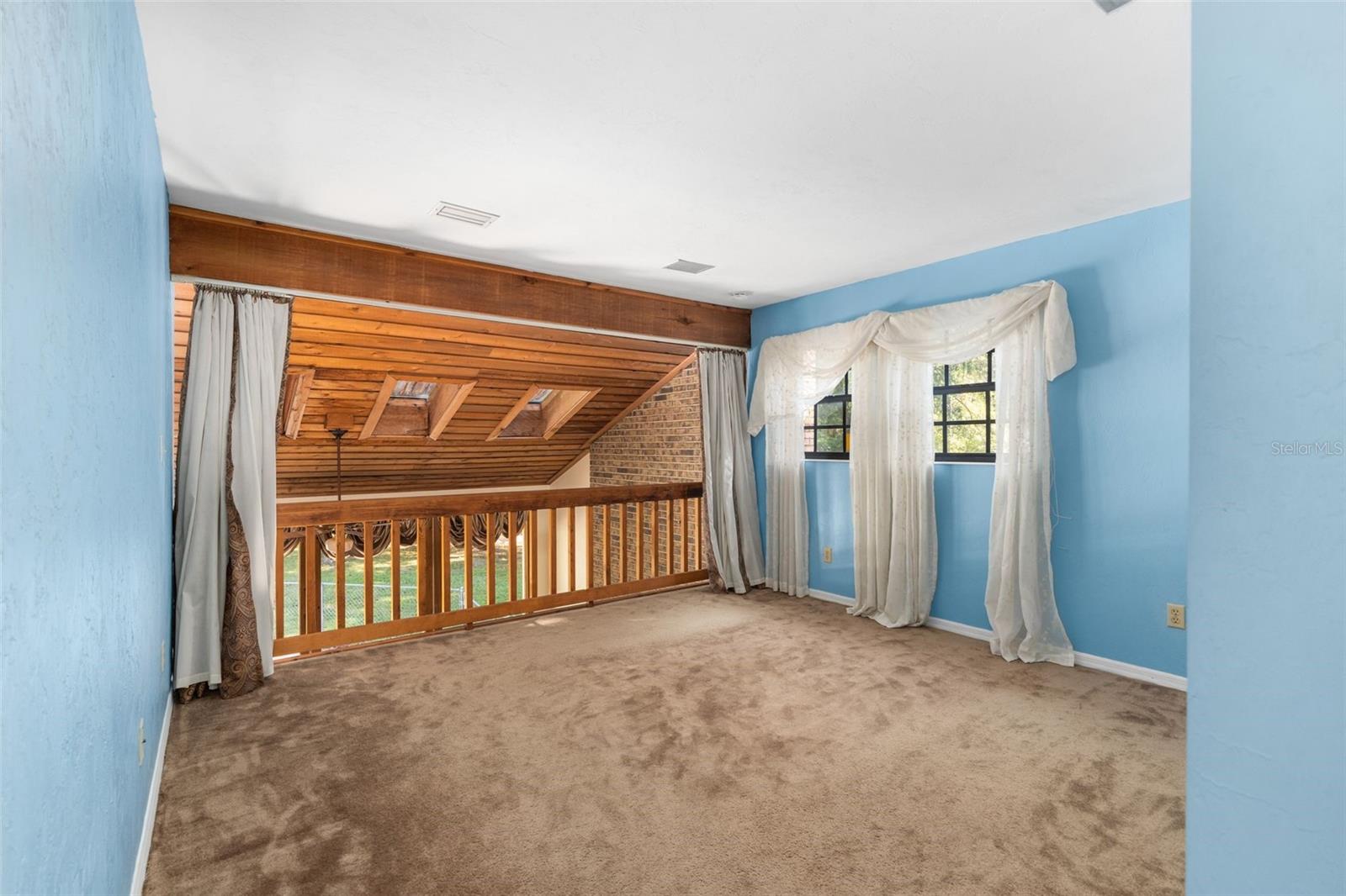 HIDDEN HILLS REP - Residential