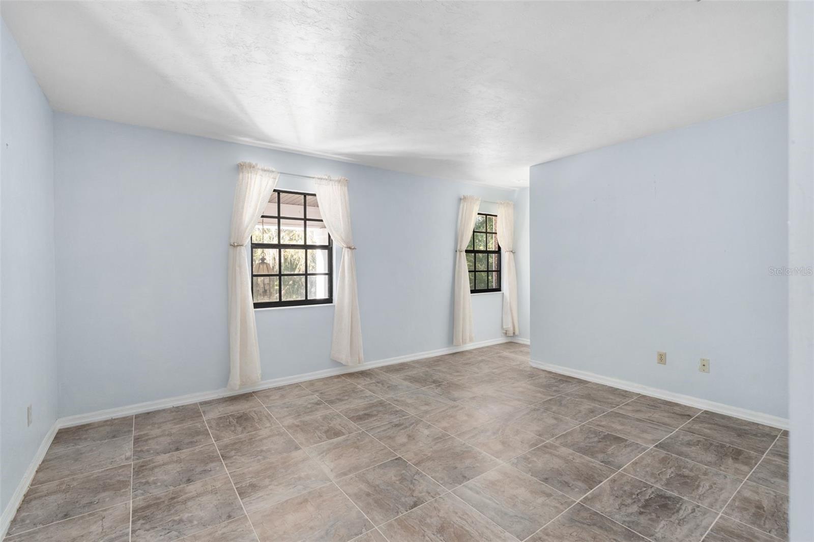 HIDDEN HILLS REP - Residential