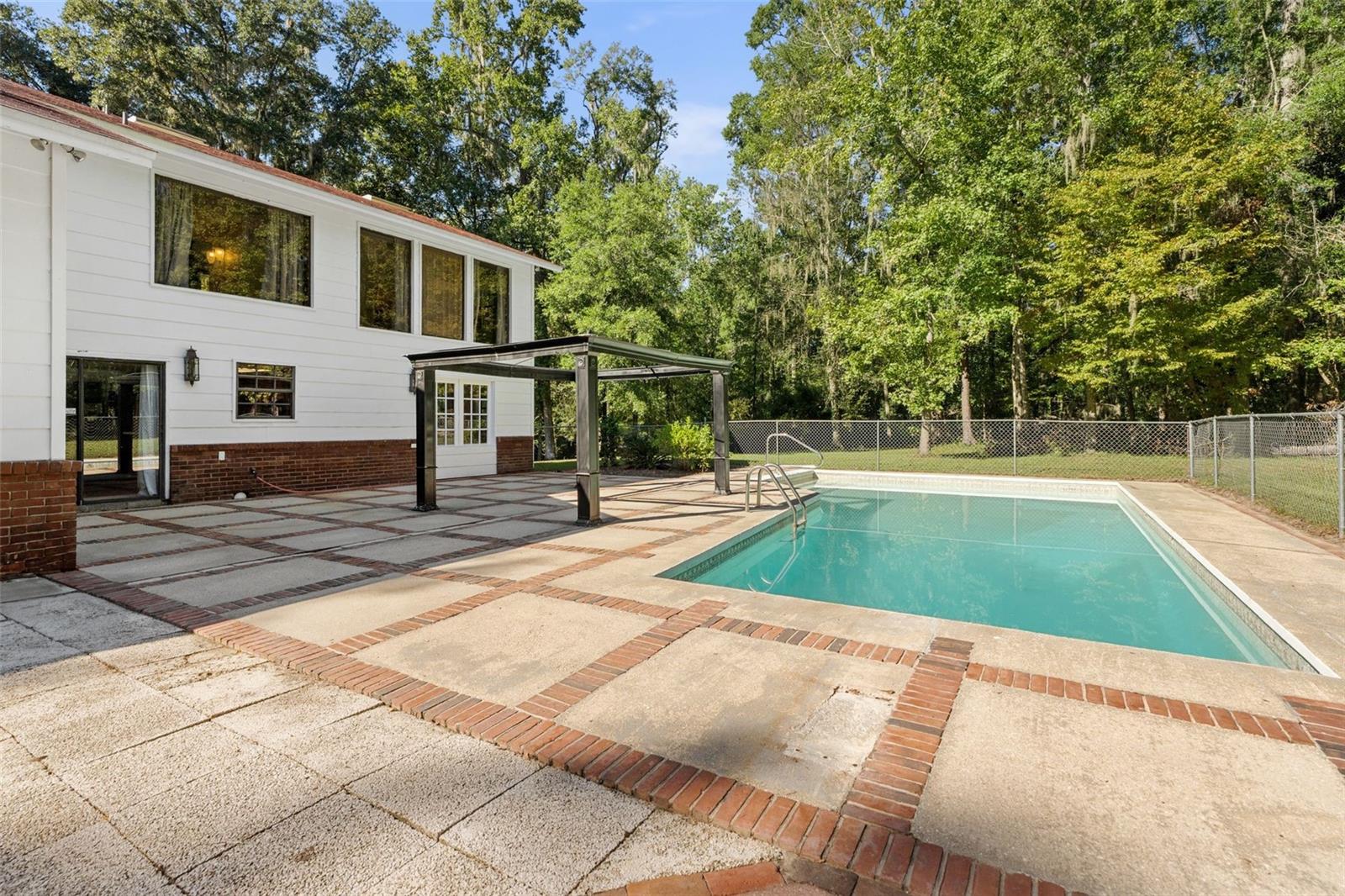 HIDDEN HILLS REP - Residential