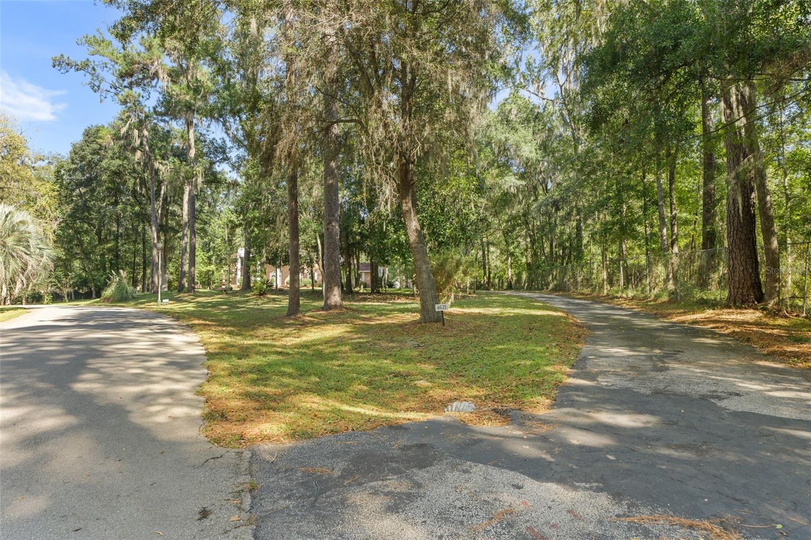 HIDDEN HILLS REP - Residential