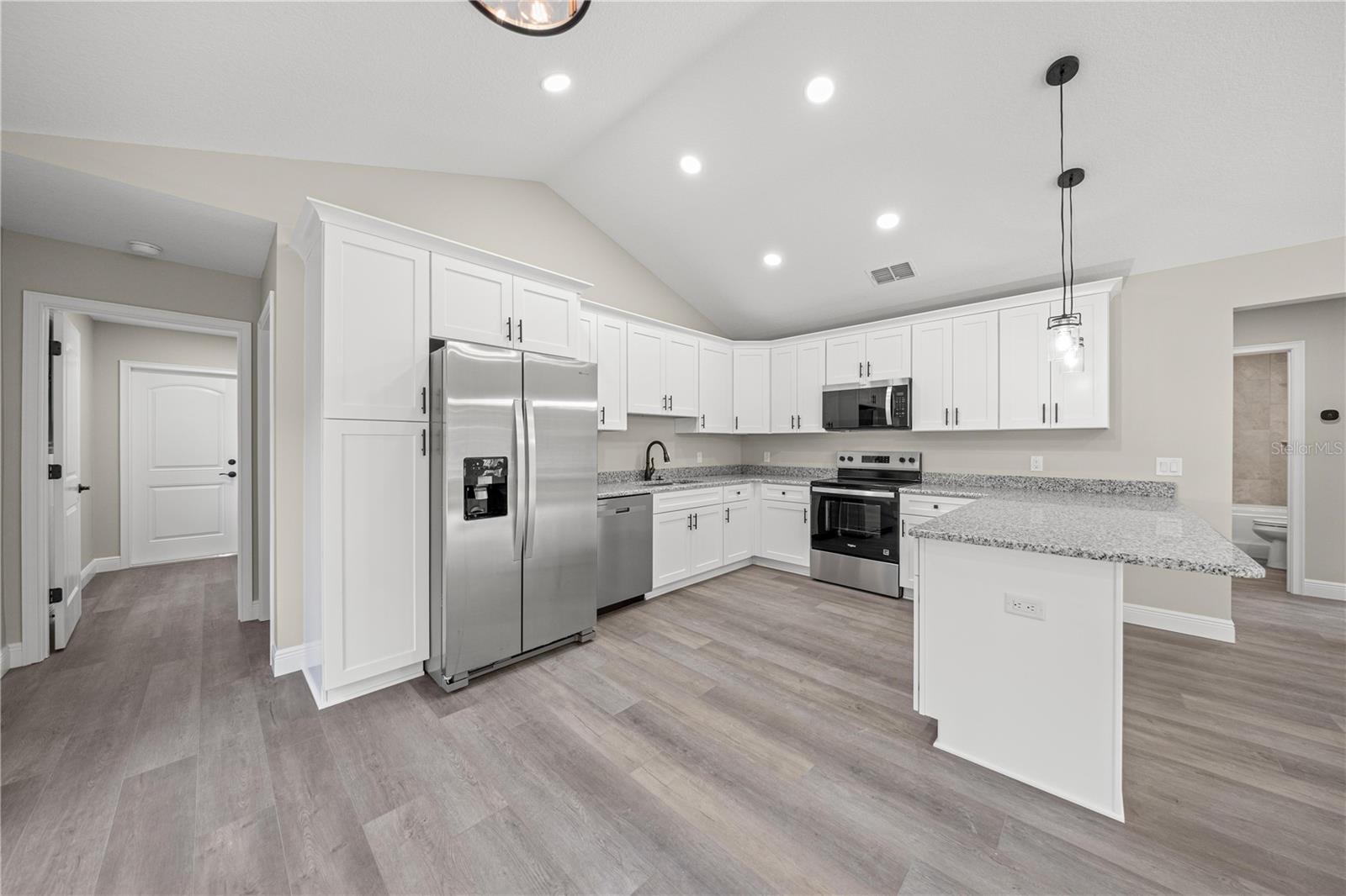 WILLISTON HYLNDS GOLF & C CLUB ESTATE - Residential