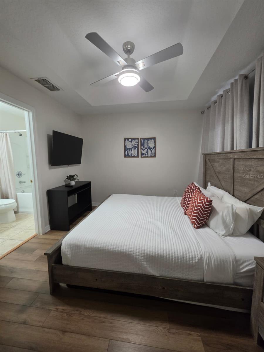 PARADISE CAY - Residential