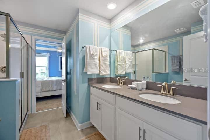 COVE AT STOREY LAKE II - Residential