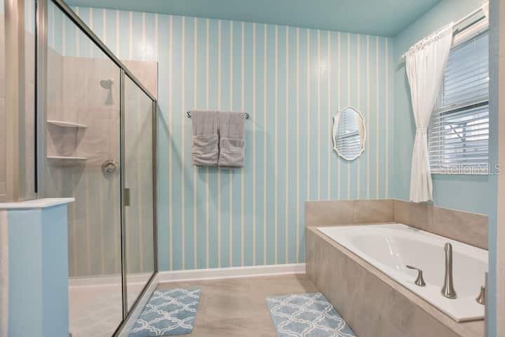 COVE AT STOREY LAKE II - Residential