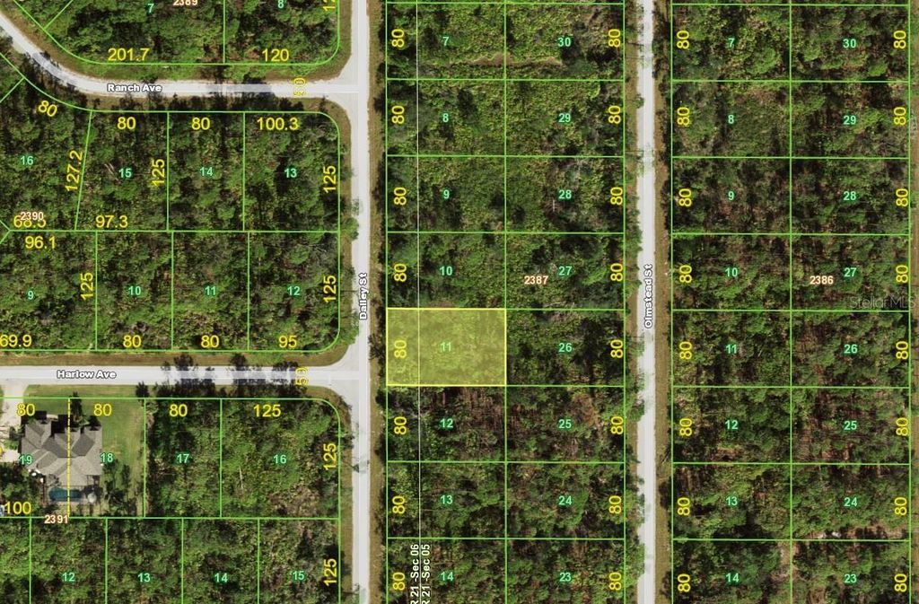Photo of 462 Dailey Street, Port Charlotte, FL 33953 (MLS # C7515207)