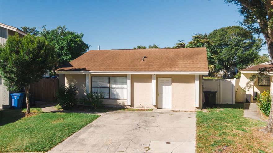 BACK ON THE MARKET! BUYER'S FINANCING FELL THROUGH **Charming 3 Bedroom Home in Plantation, Tampa** Welcome to this beautifully presented 3-bedroom, 2-bath home nestled in the serene
community of Plantation, Tampa. Boasting an ideal location, this residence is just a stone's throw away from major highways and a variety of
shops, offering both convenience and tranquility. As you step inside, you'll be greeted by a spacious living area that seamlessly blends with the
modern amenities. The perfect blend of community charm and prime accessibility awaits you in this Plantation gem! Don't miss the opportunity
to call this excellent location home. Schedule a viewing today!