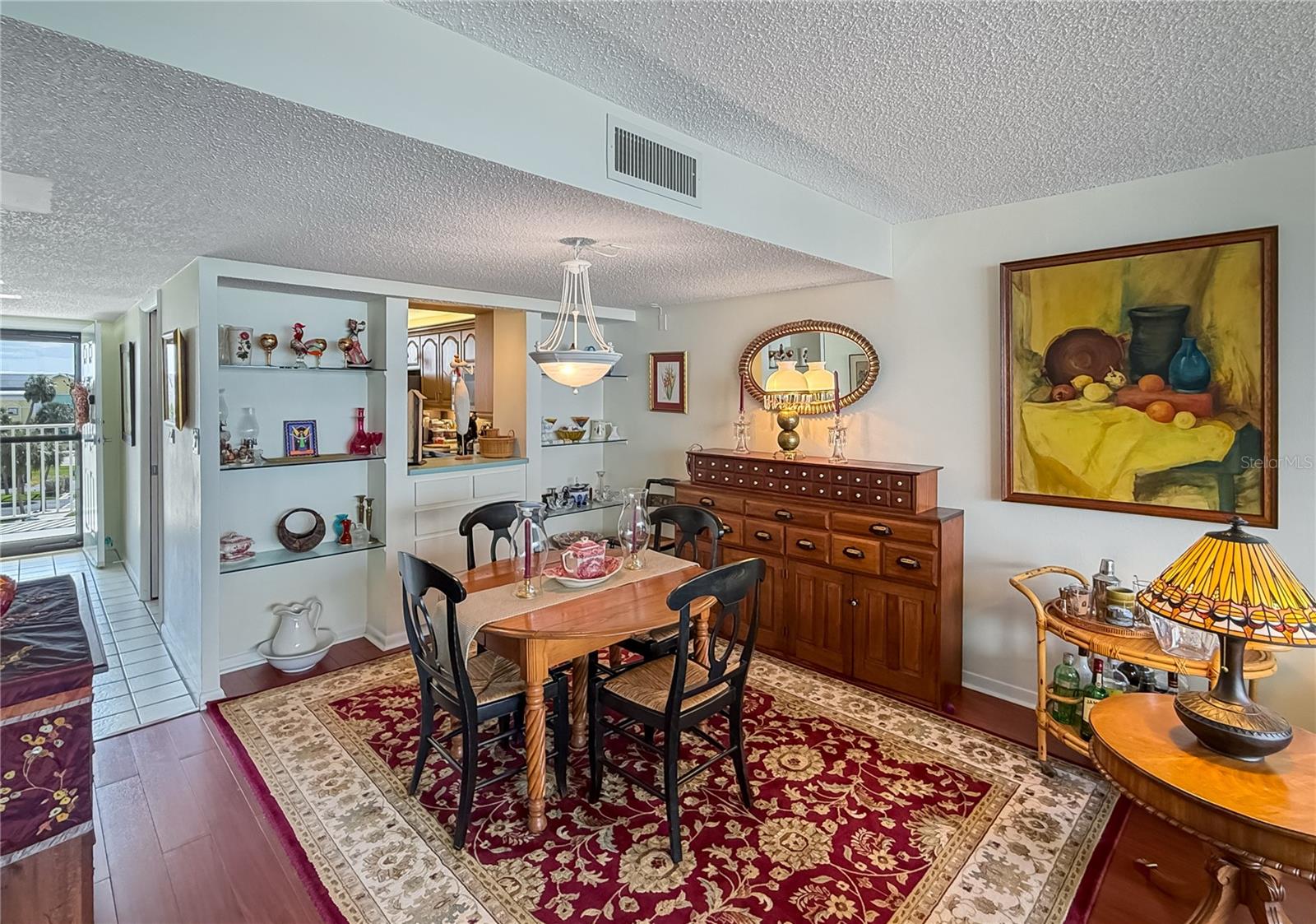 ISLAND TOWERS UNIT 1 CONDO - Residential