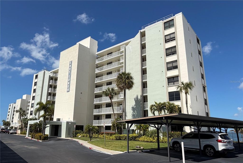 Photo of 300 Woodette Drive #504B, Dunedin, FL 34698 (MLS # TB8484111)