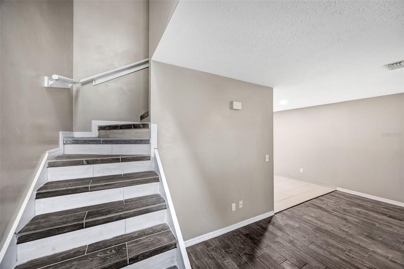 FOREST HILLS VILLAGE PH 2 - Residential