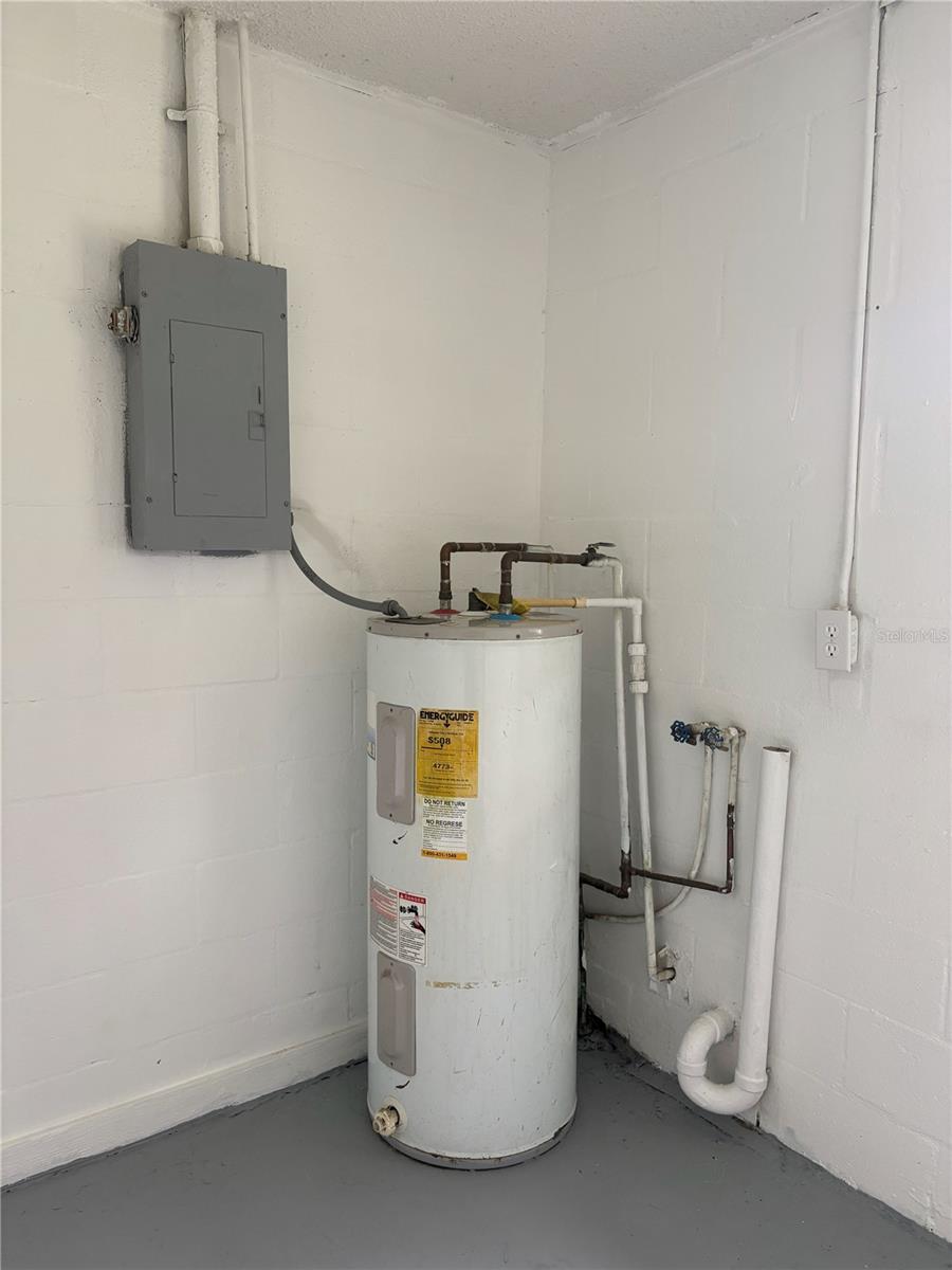 CYPESS MANOR - Residential