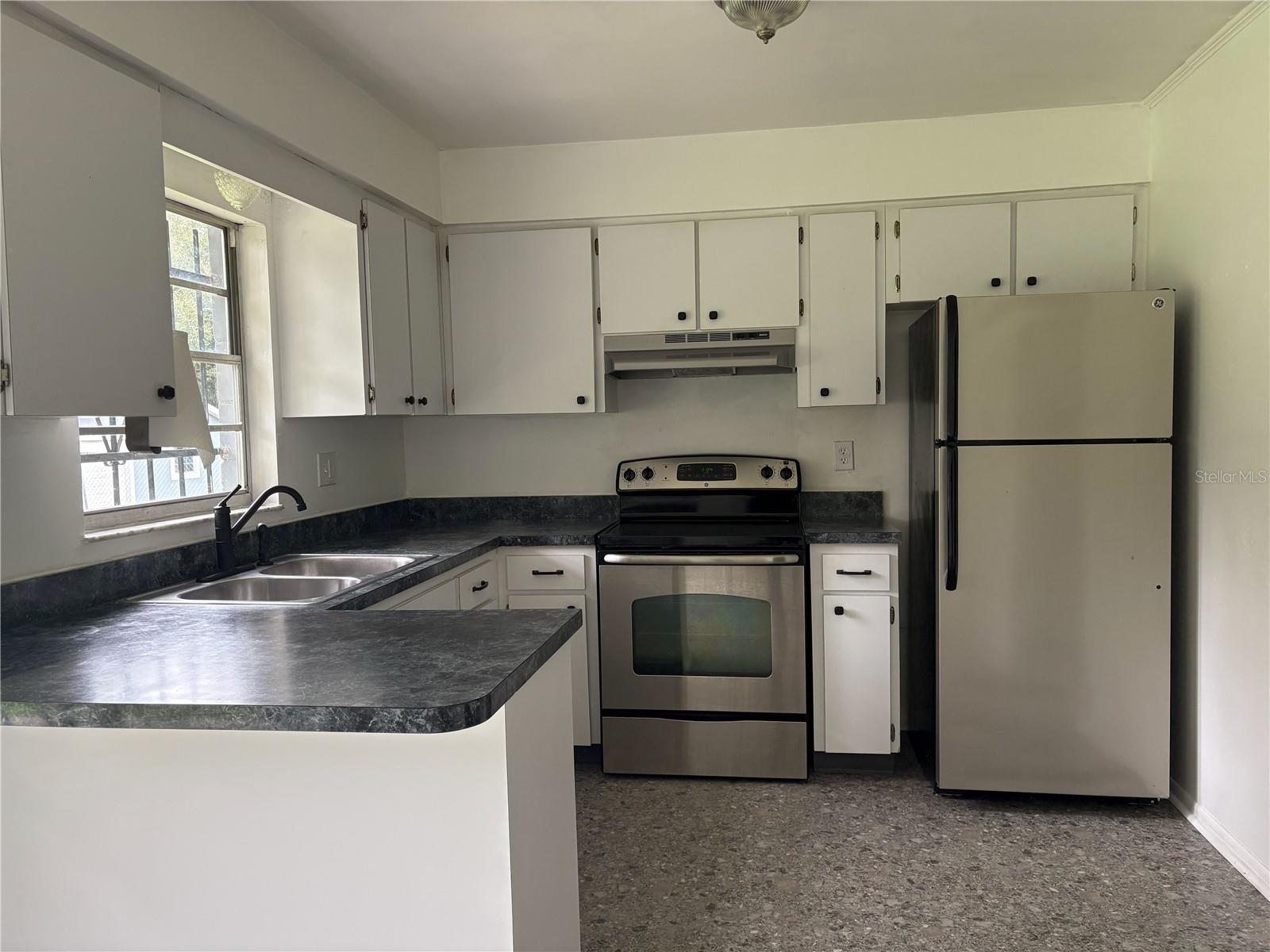 CYPESS MANOR - Residential