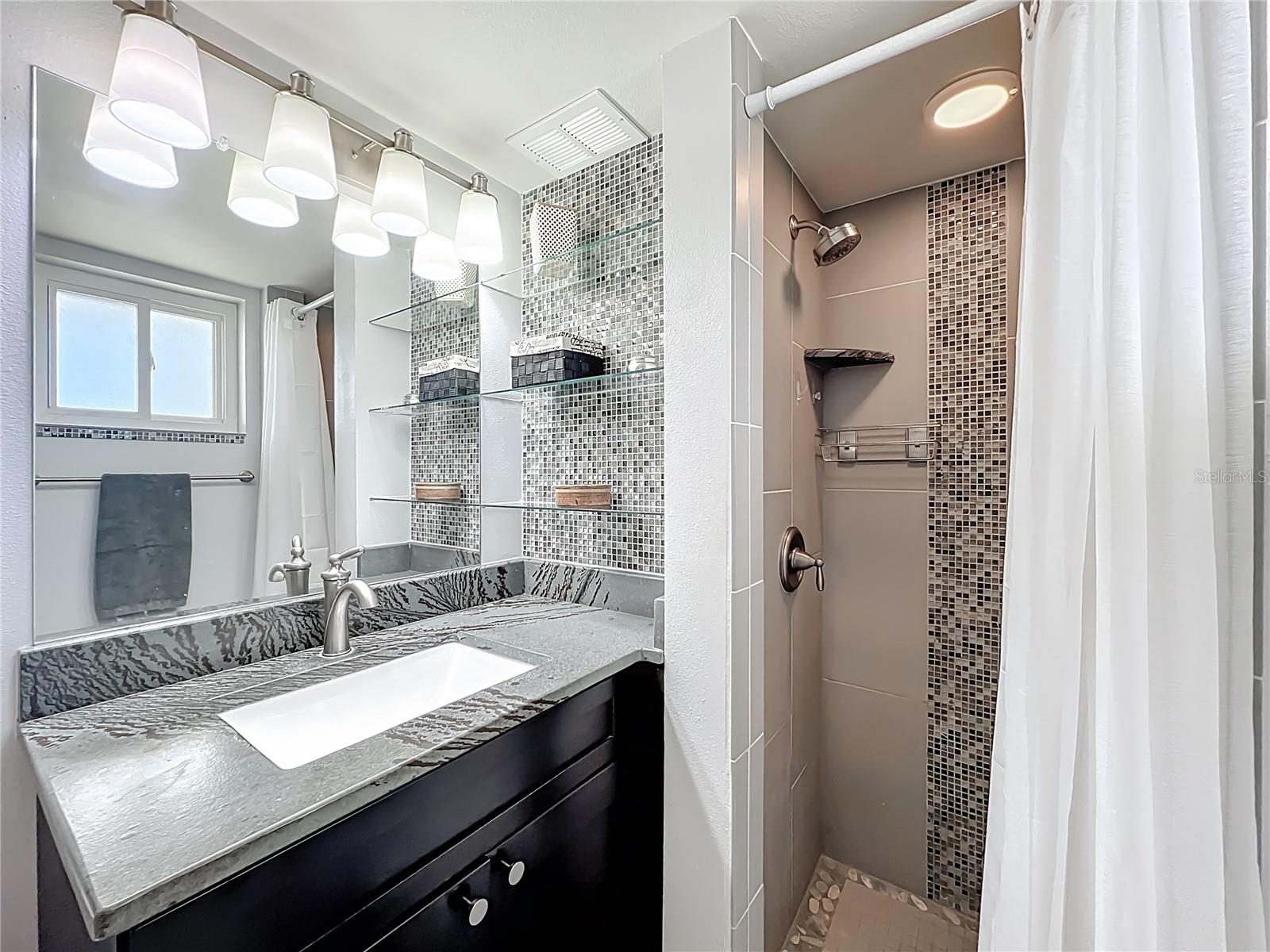 LAKESIDE/DELANEY PARK - Residential