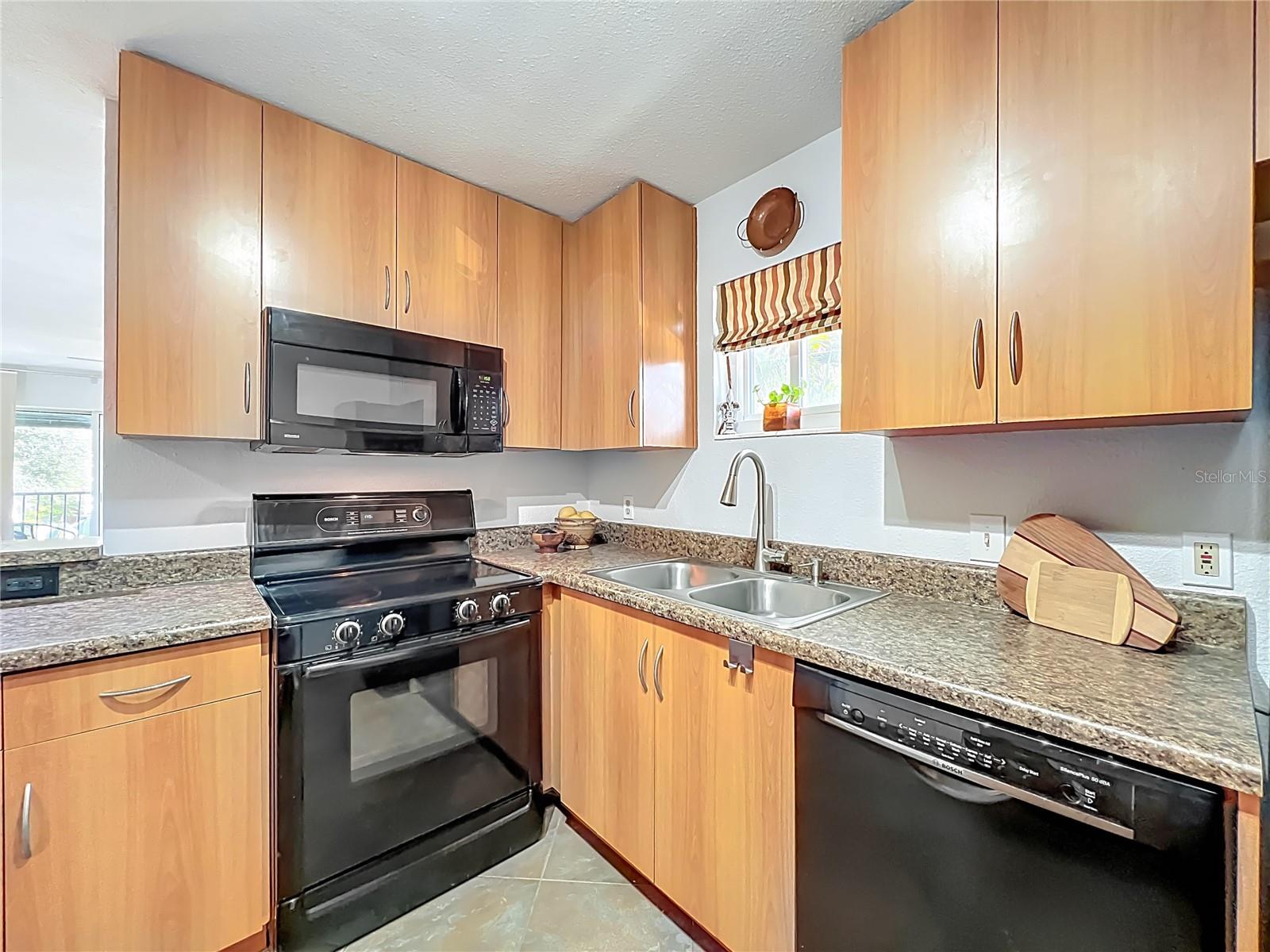 LAKESIDE/DELANEY PARK - Residential