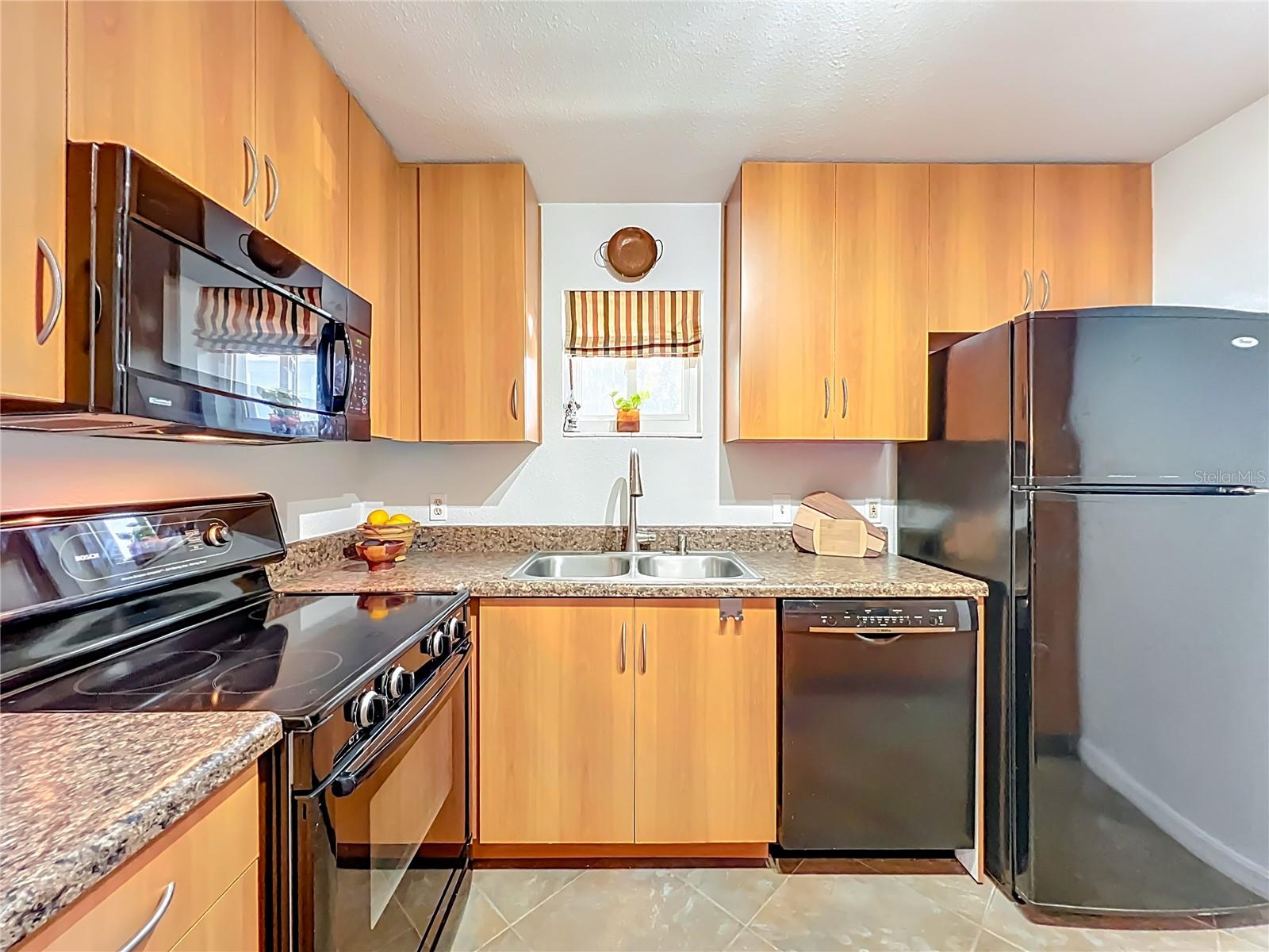 LAKESIDE/DELANEY PARK - Residential