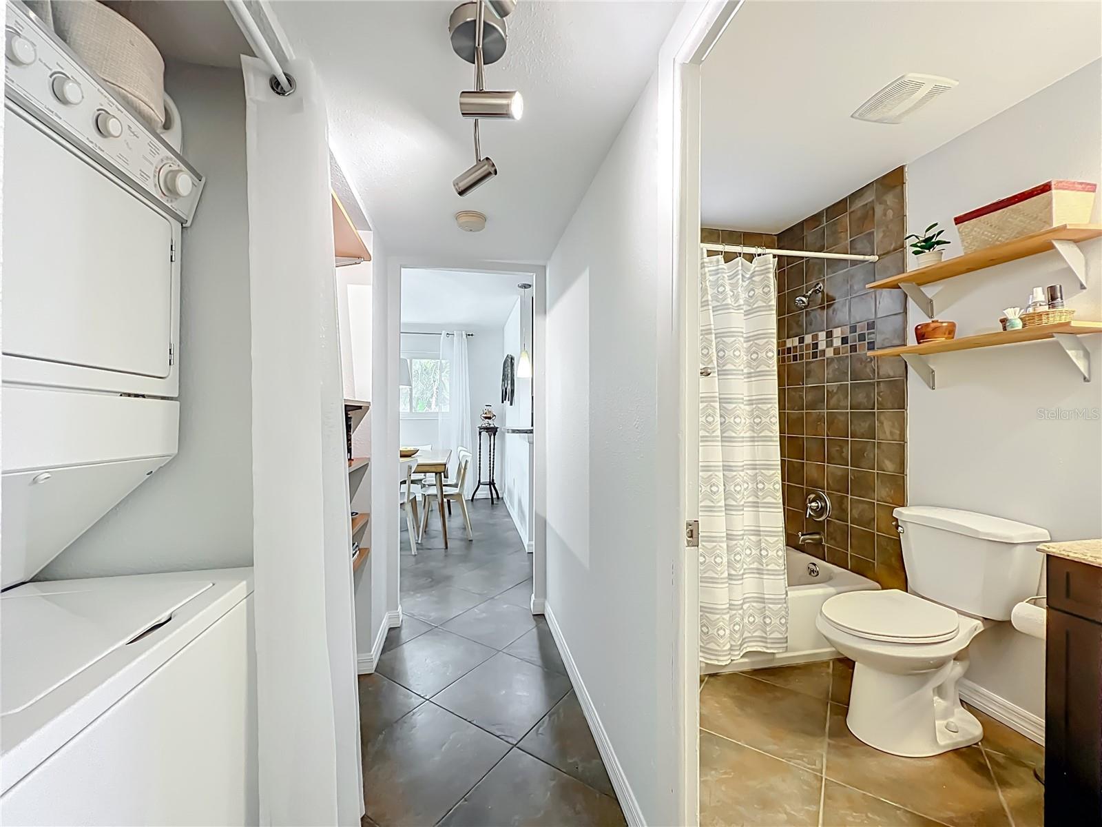 LAKESIDE/DELANEY PARK - Residential