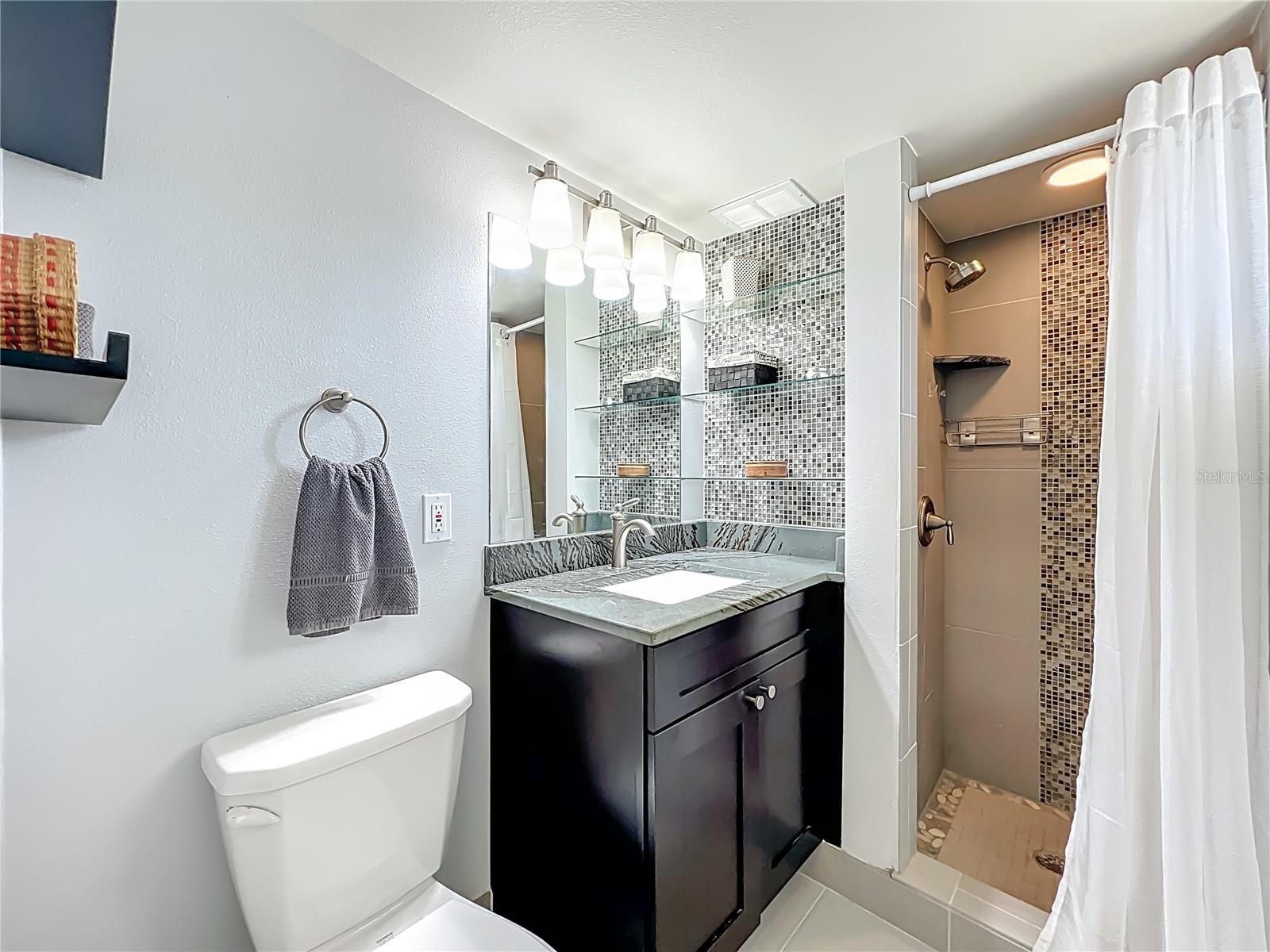 LAKESIDE/DELANEY PARK - Residential