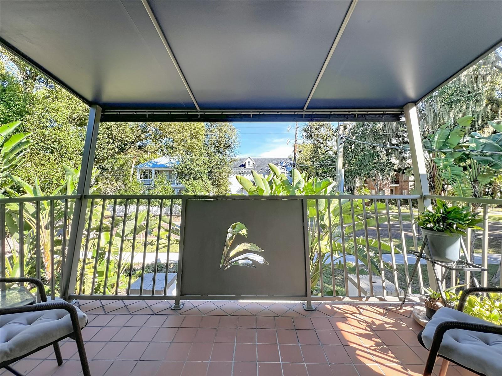 LAKESIDE/DELANEY PARK - Residential