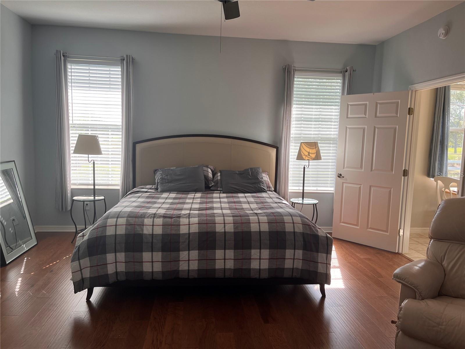 ON TOP OF THE WORLD - Residential Lease