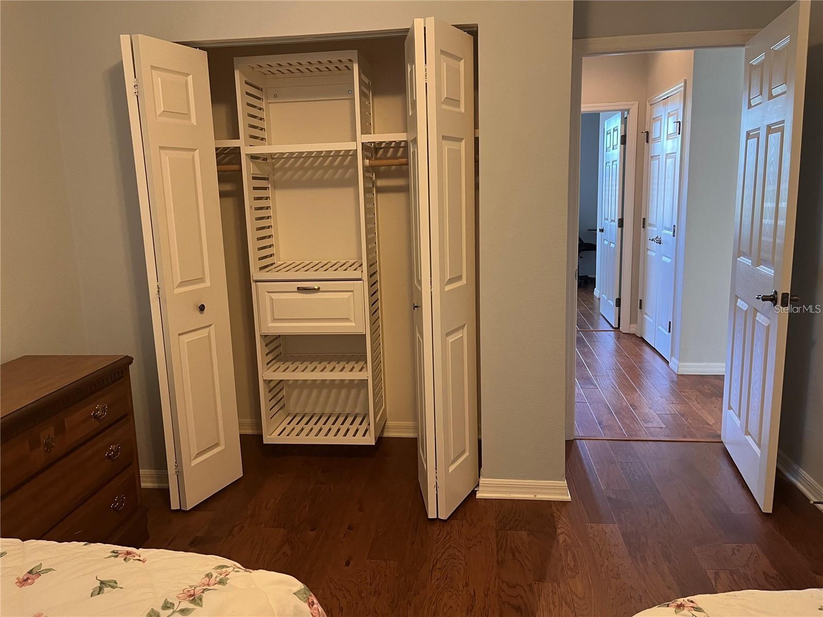 ON TOP OF THE WORLD - Residential Lease