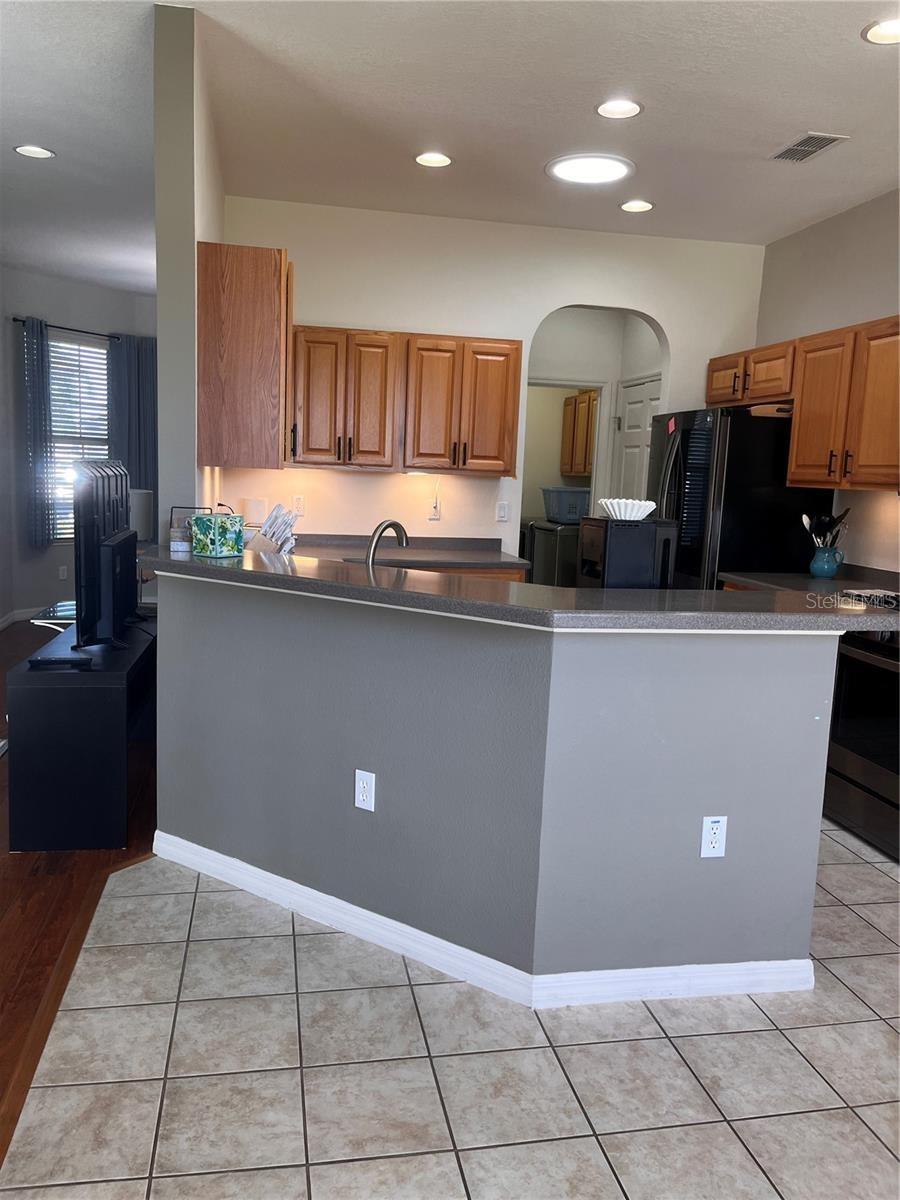 ON TOP OF THE WORLD - Residential Lease