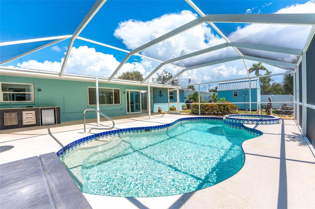 Photo of 1005 E 2nd Street, Englewood, FL 34223 (MLS # D6144044)