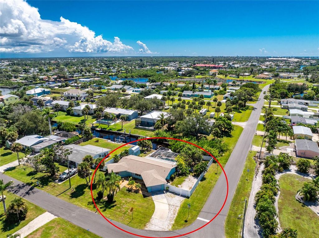 Photo of 1005 E 2nd Street, Englewood, FL 34223 (MLS # D6144044)