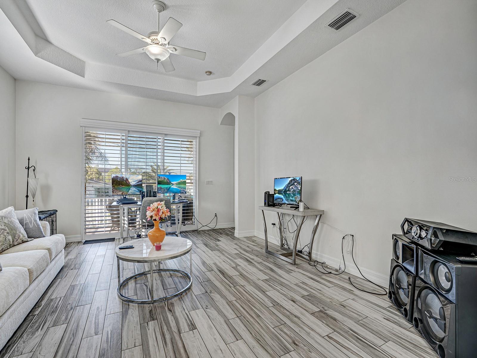 GULF HARBOR VILLAS PH 01 - Residential