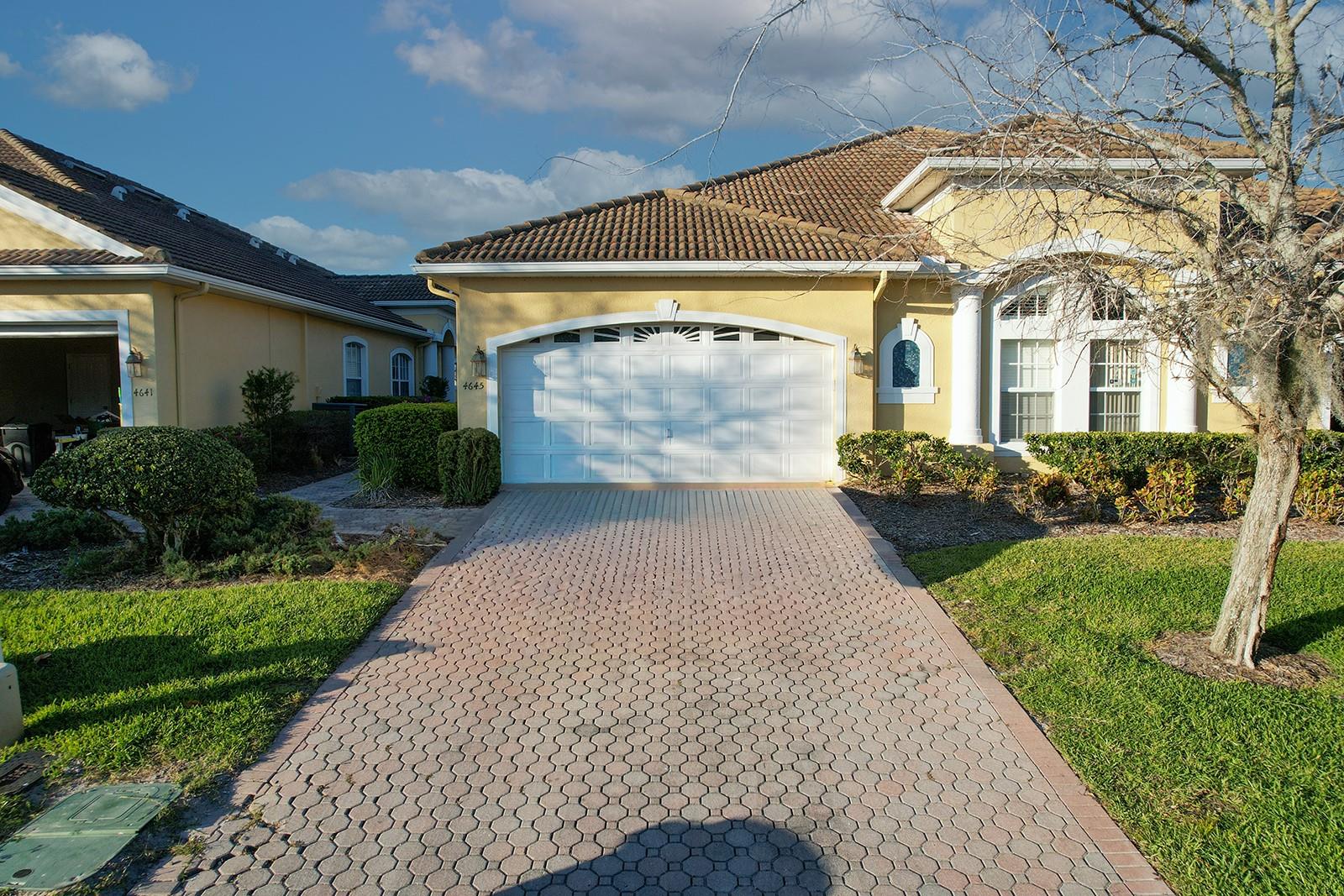 GULF HARBOR VILLAS PH 01 - Residential