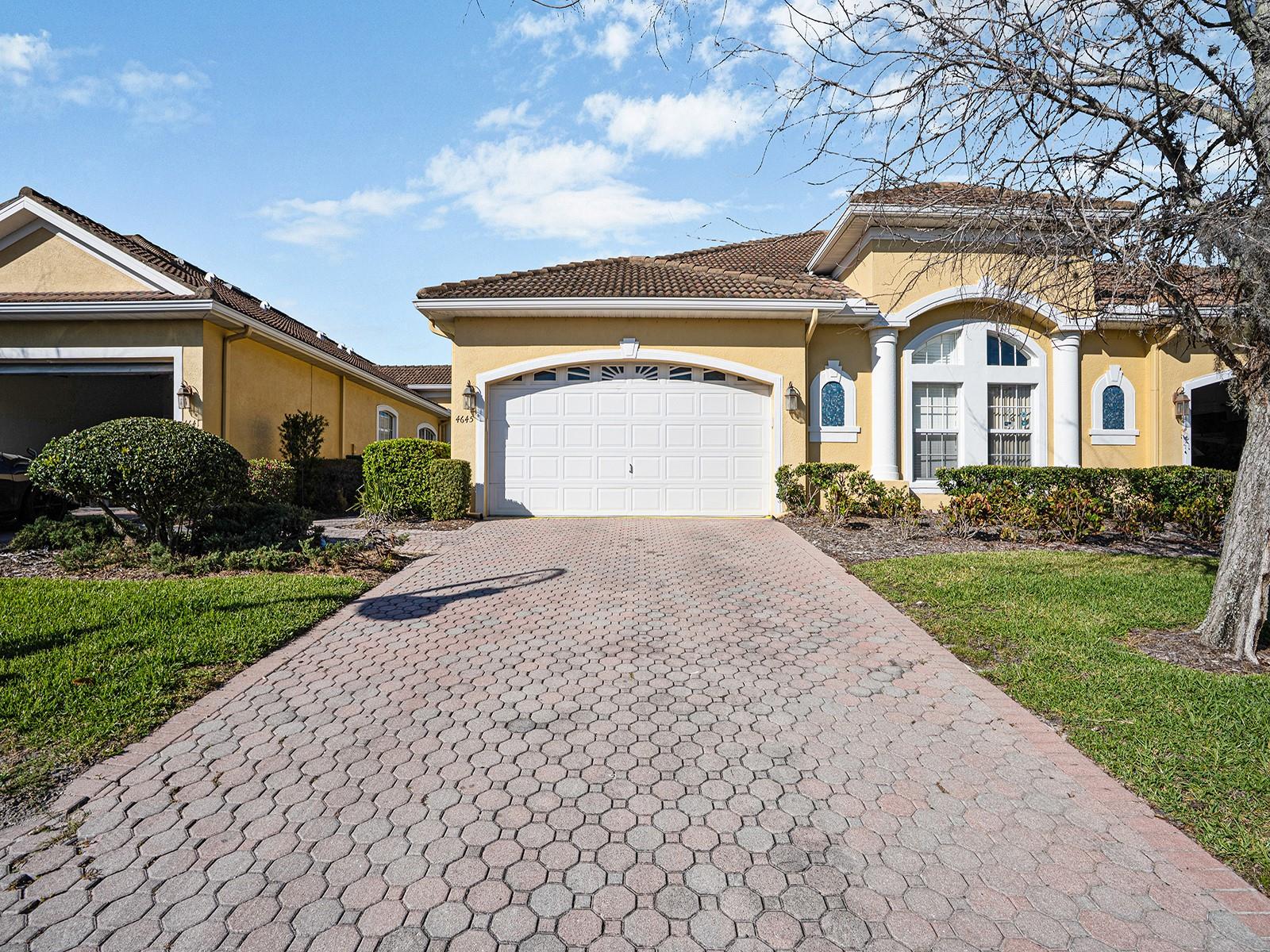 GULF HARBOR VILLAS PH 01 - Residential