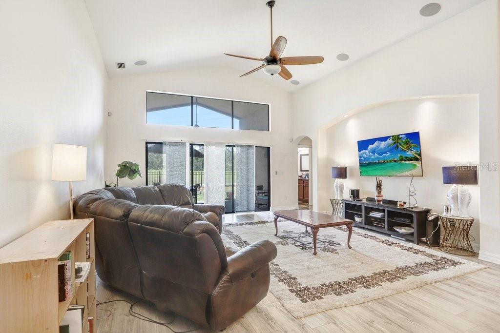 FISHHAWK RANCH PH 2 TR 1 - Residential