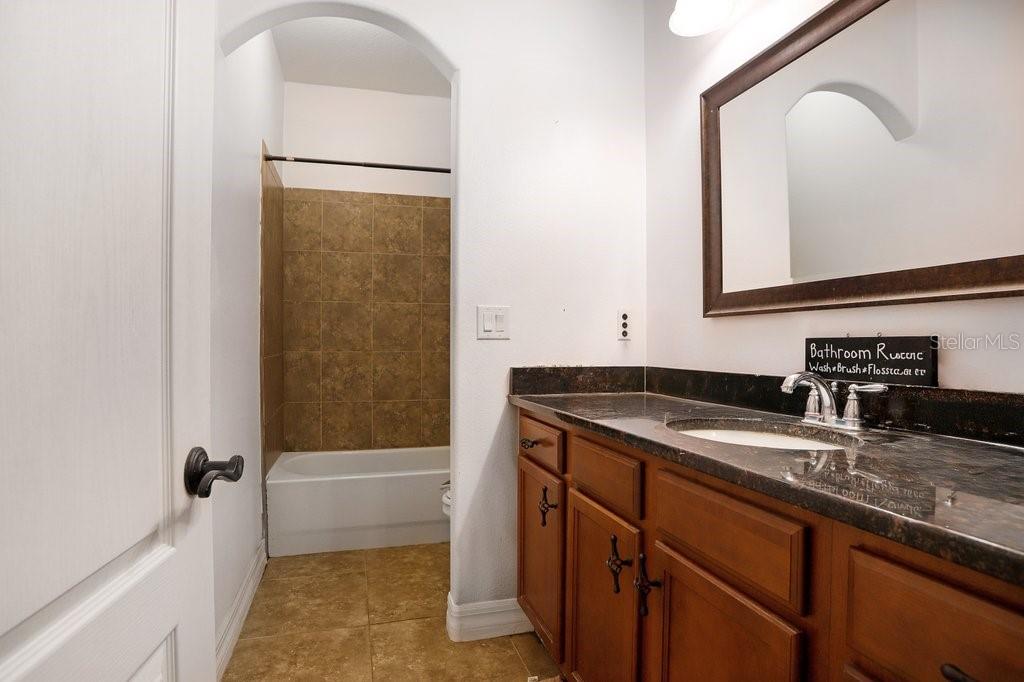 FISHHAWK RANCH PH 2 TR 1 - Residential