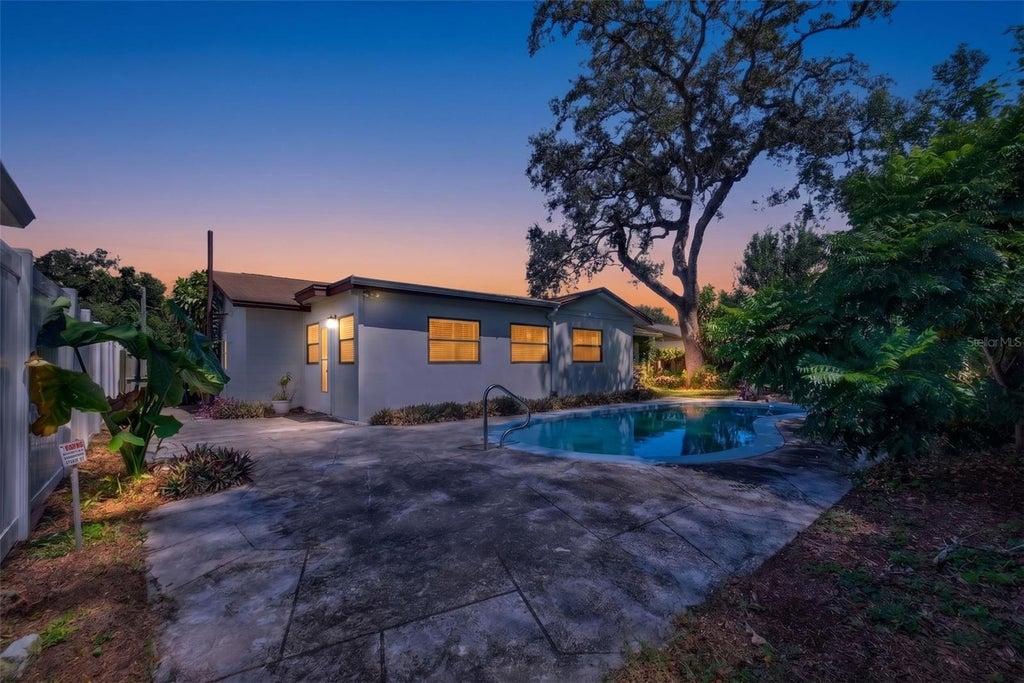 Photo of 3312 W Burke Street, Tampa, FL 33614 (MLS # TB8552689)