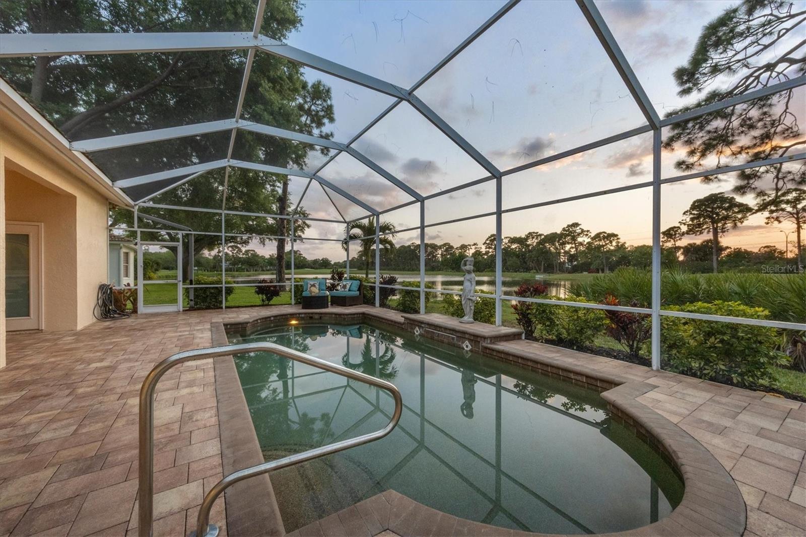 STONEYBROOK GOLF & COUNTRY CLUB - Residential