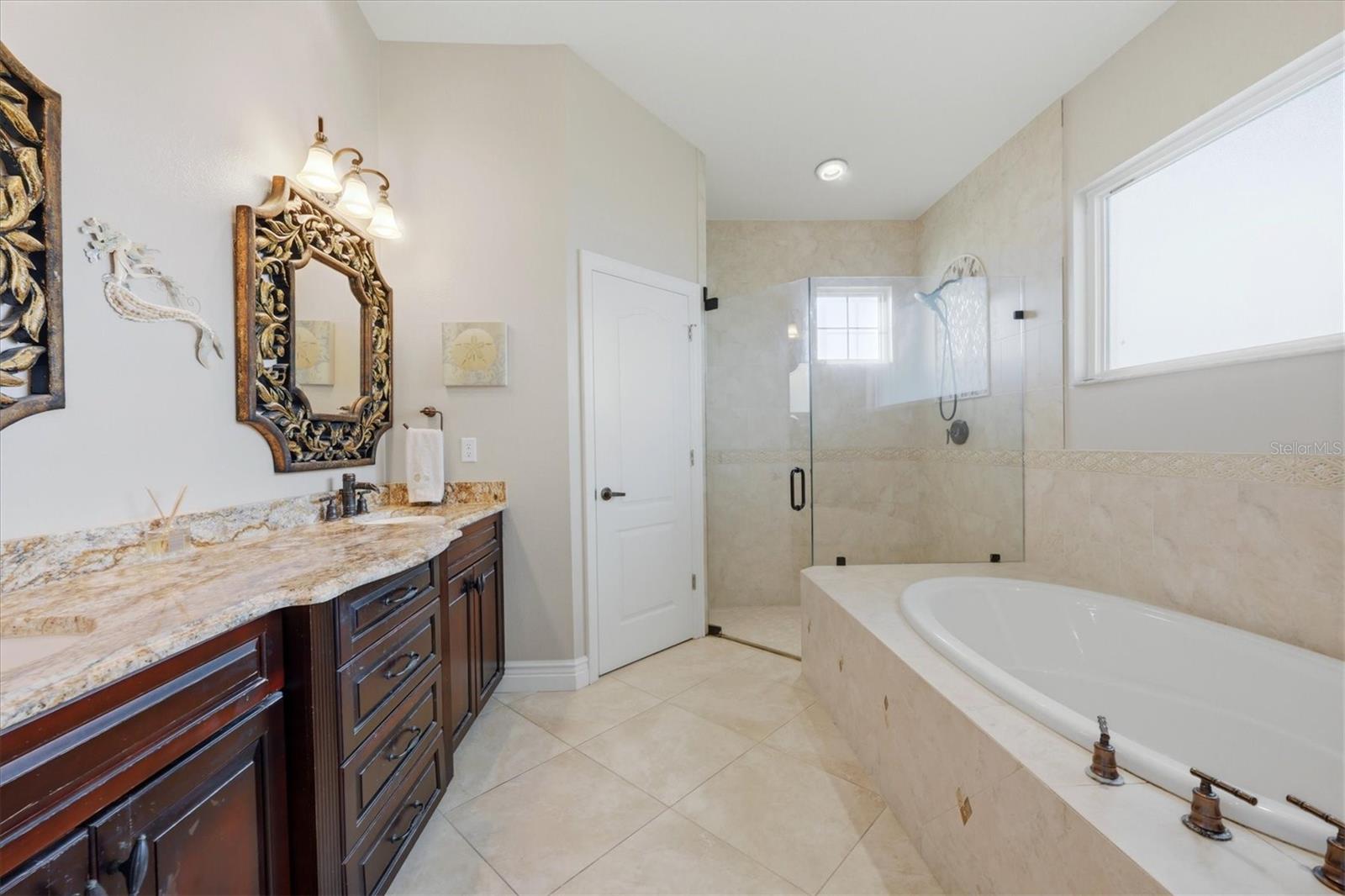 STONEYBROOK GOLF & COUNTRY CLUB - Residential