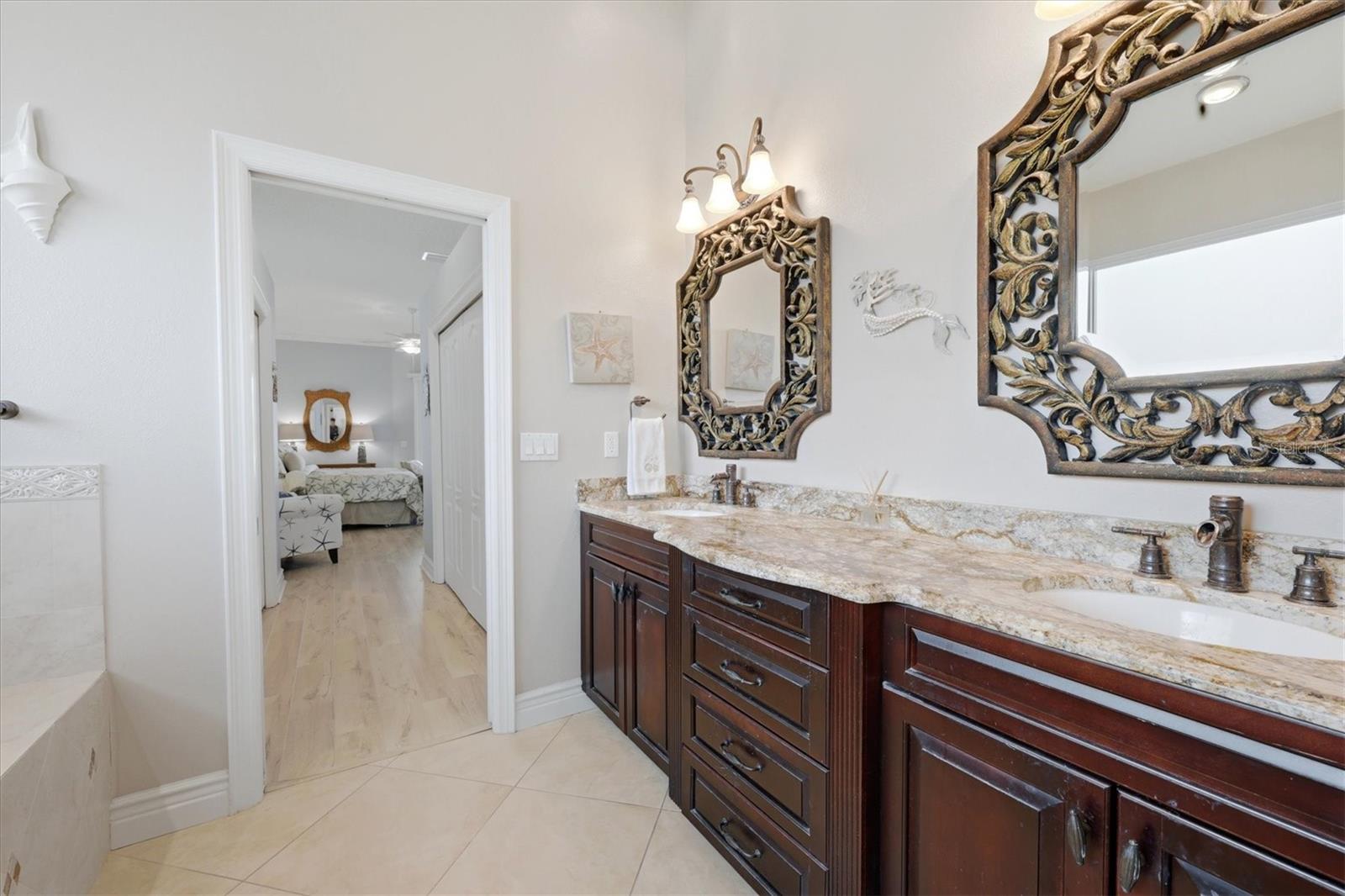 STONEYBROOK GOLF & COUNTRY CLUB - Residential