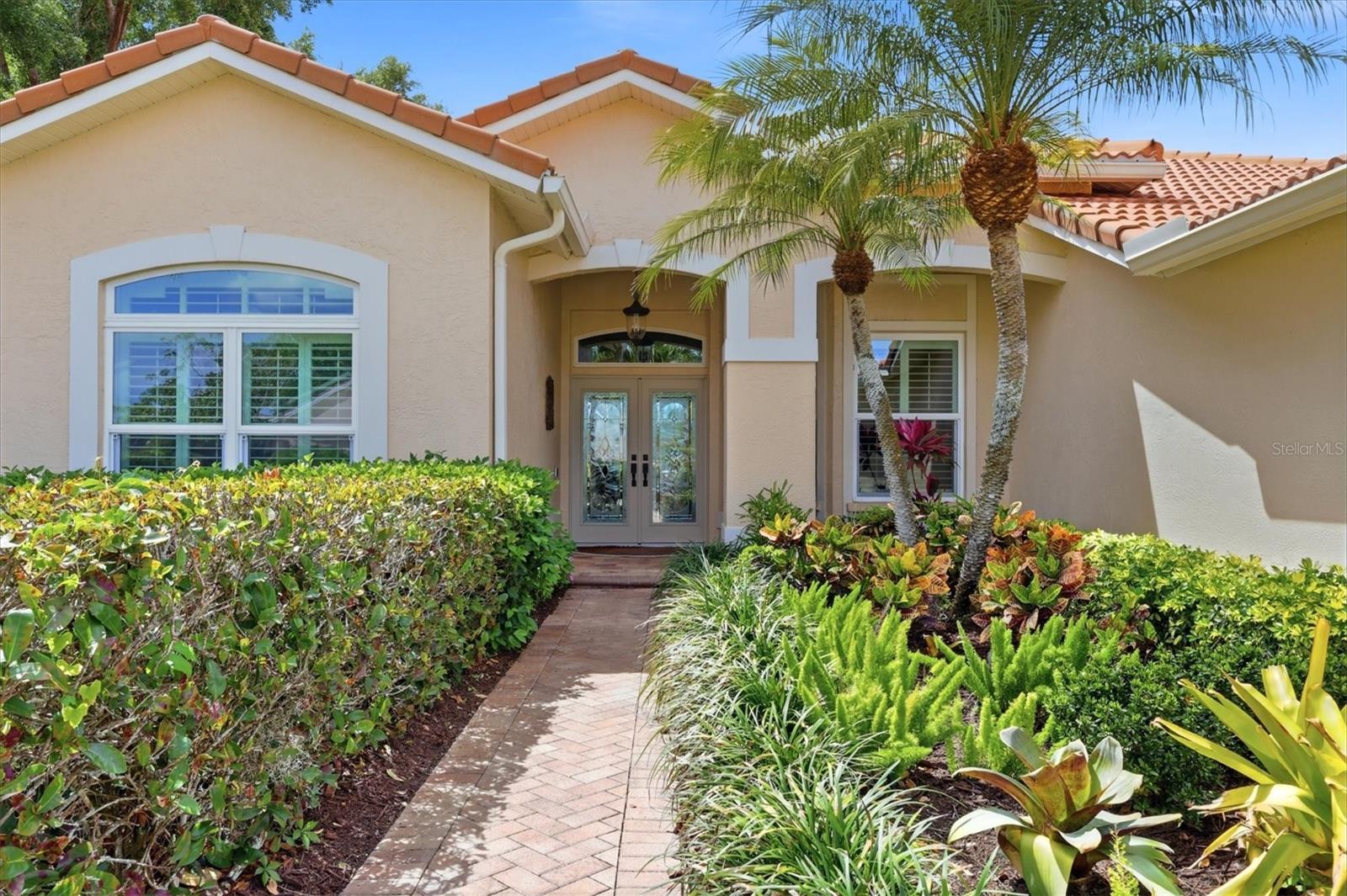 STONEYBROOK GOLF & COUNTRY CLUB - Residential