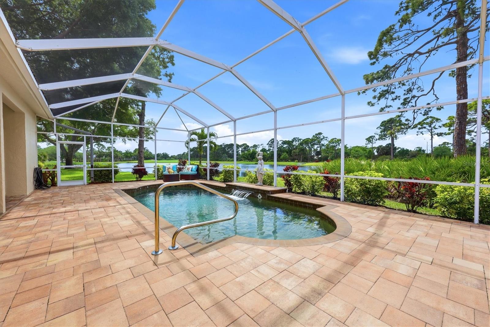 STONEYBROOK GOLF & COUNTRY CLUB - Residential