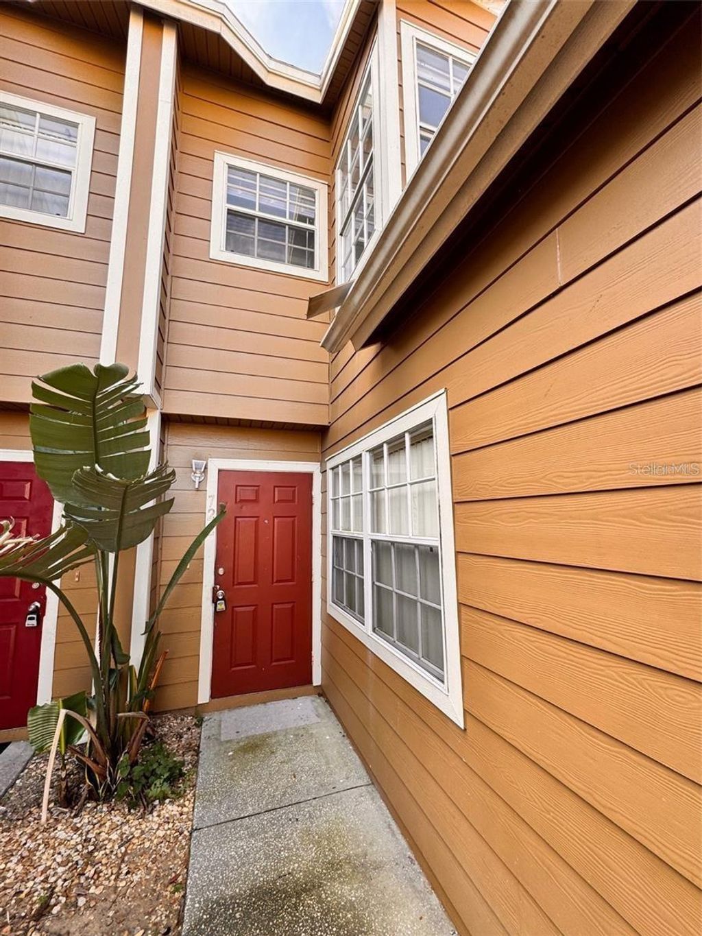 Photo of 722 Washington Palm Loop, Davenport, FL 33897 (MLS # TB8499463)