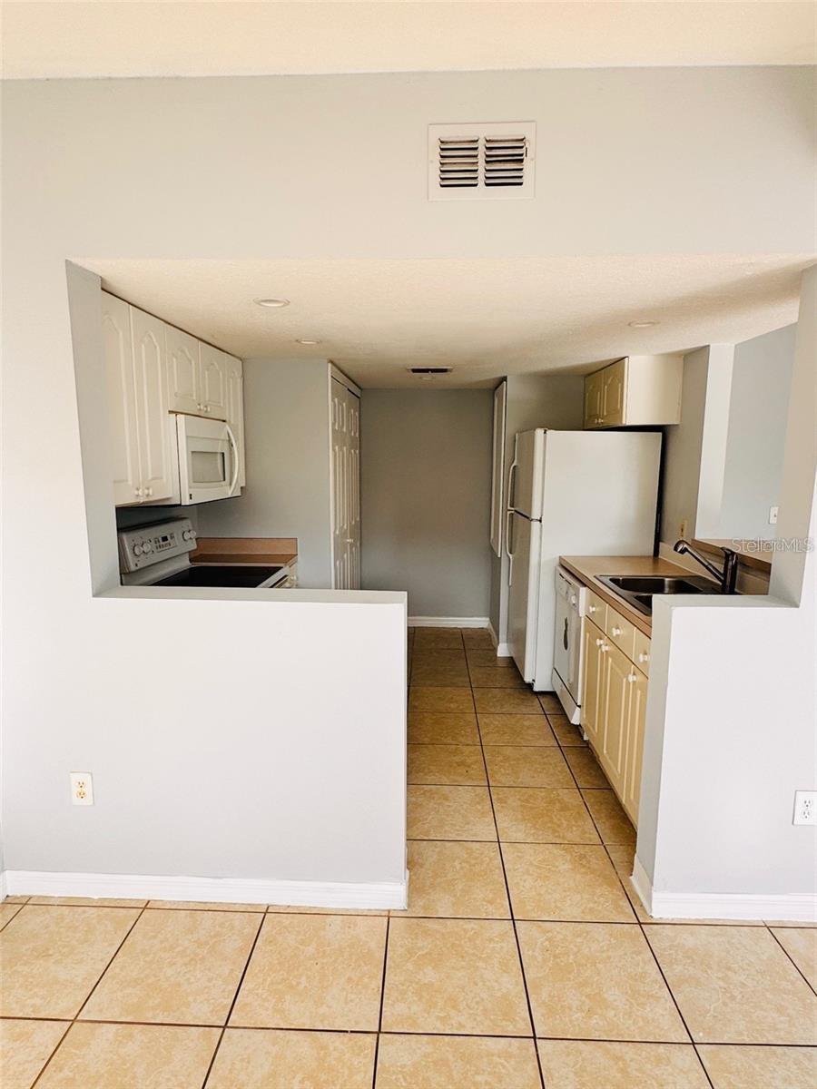 BIMINI BAY PH 01 - Residential Lease