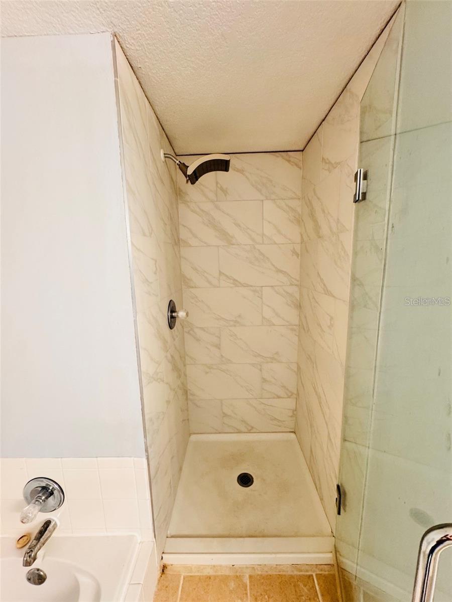 BIMINI BAY PH 01 - Residential Lease