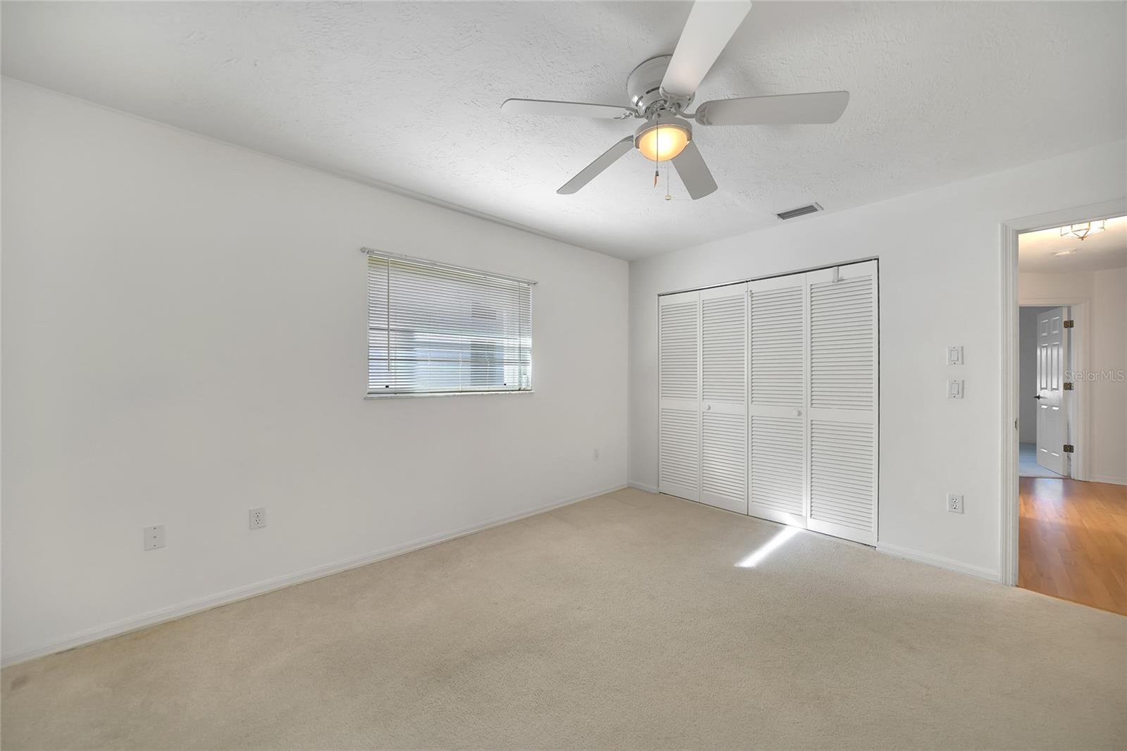 QUAIL LAKE - Residential